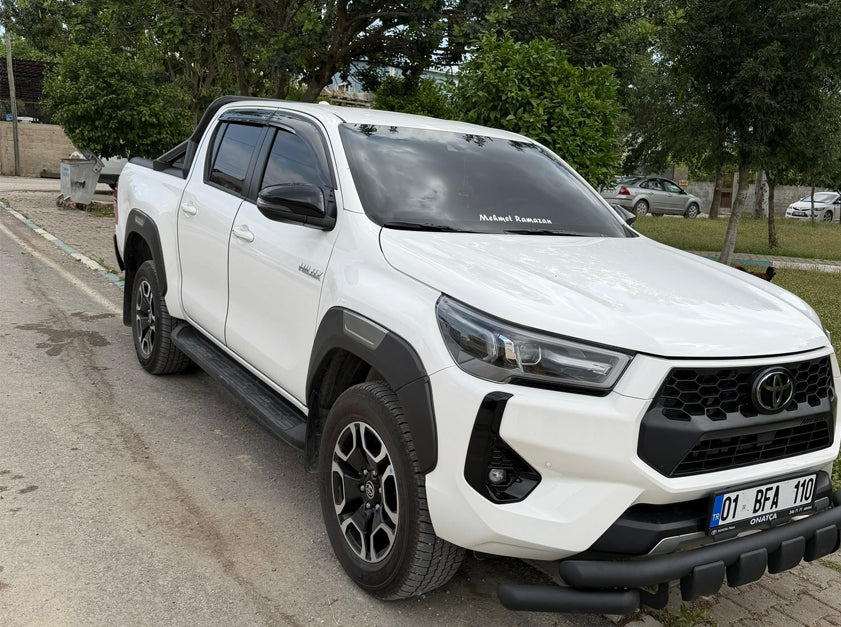 2015-2020 Toyota Hilux Çamurluk Dodik Kaplama Kabartma Seti (İthal Ürün)