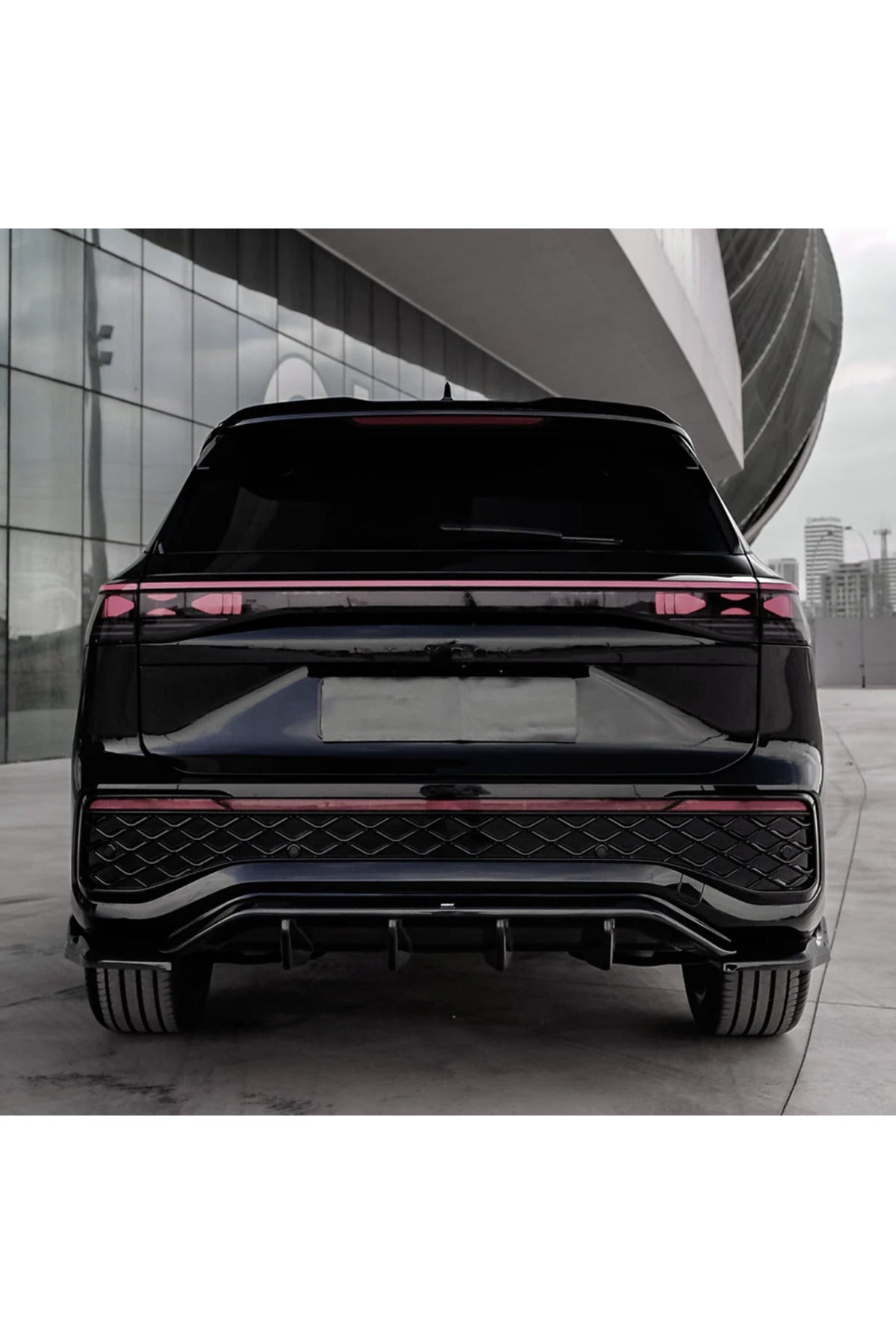 Volkswagen Tayron 2025+ Arka Flap Seti | Sportif Tampon Eki & Agresif SUV Görünüm