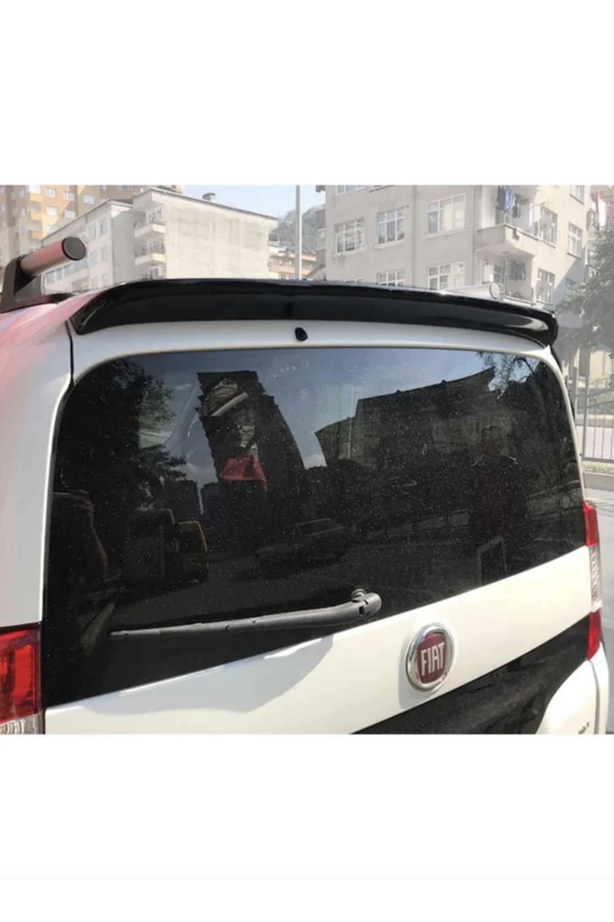 Fiat Fiorino 2008+ Piano Black Arka Spoiler | Bagaj Üstü Spoiler – Parlak Siyah