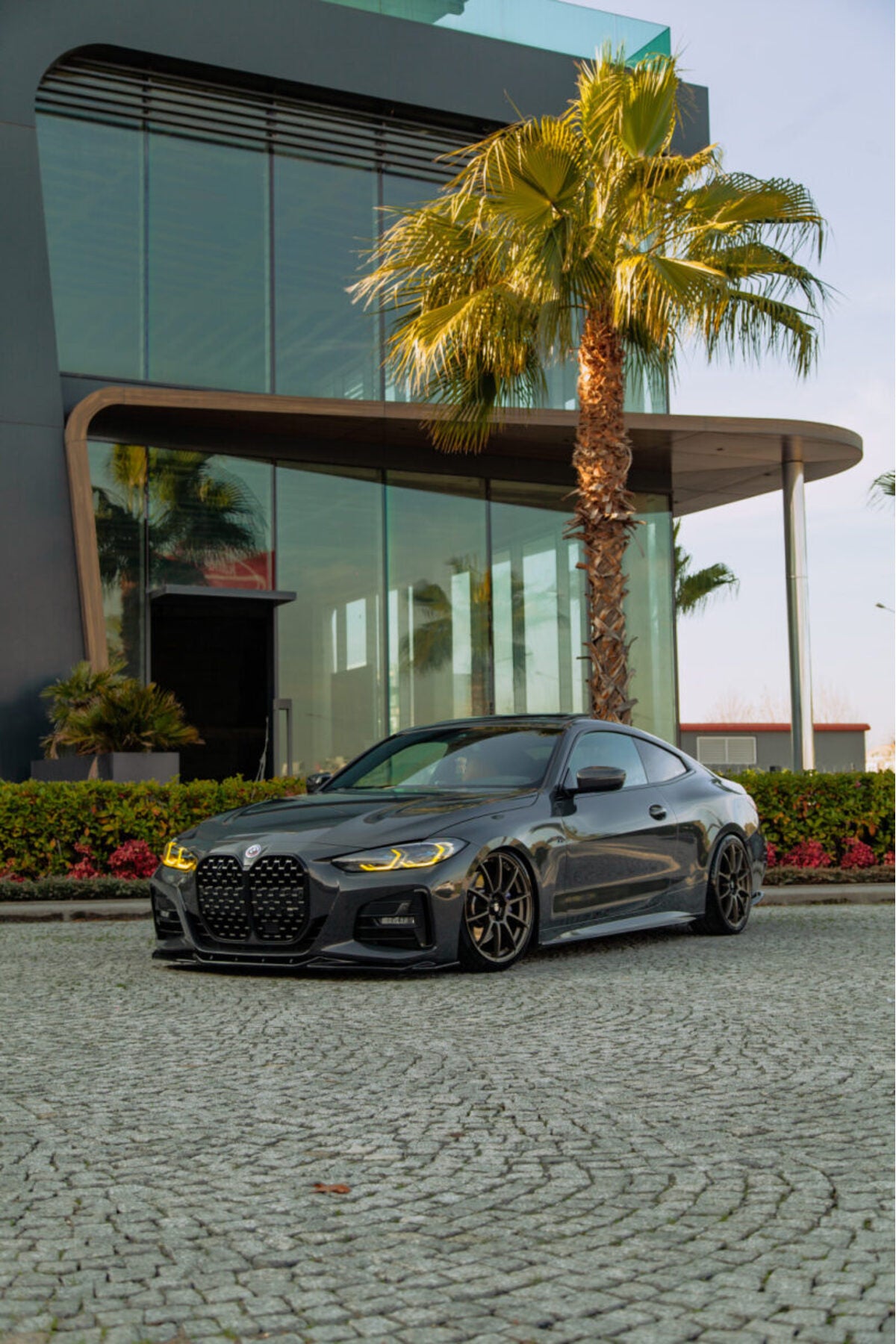 Bmw 4 Serisi G22 Coupe 2020+ M Paket Body Kit Seti Ön Lip Marşpiyel Difüzör Spoiler Flap
