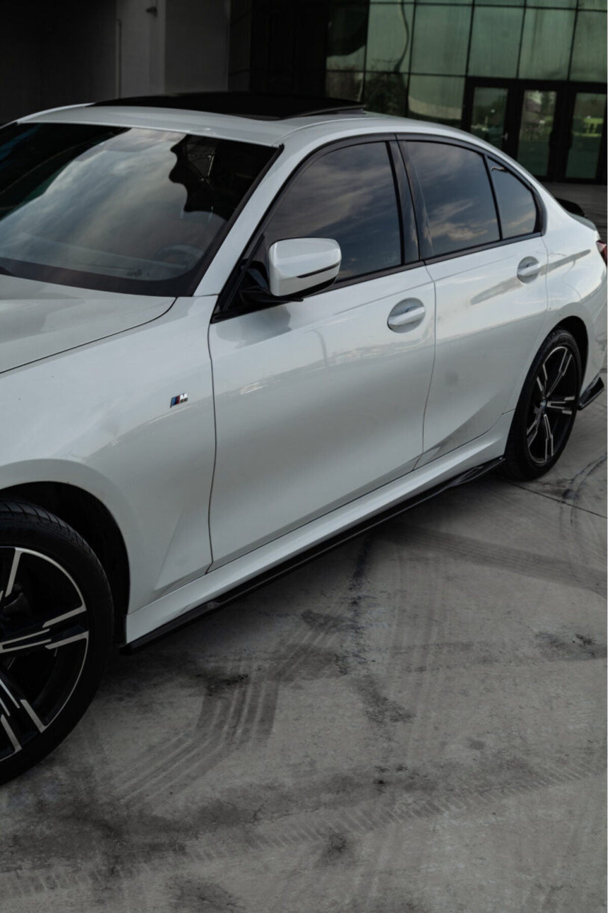 Bmw 3 Serisi G20 Lci 2022+ M Paket Body Kit Seti Ön Lip Marşpiyel Difüzör Spoiler Flap