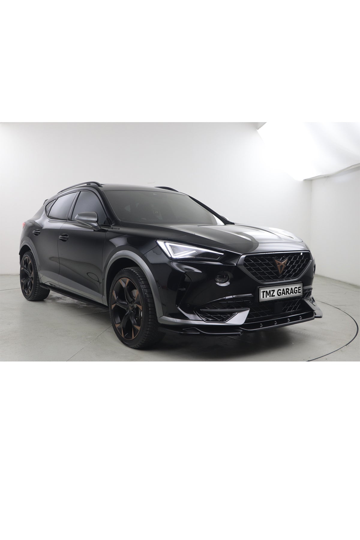 Cupra Formentor 2020-2024 Piano Black Ön Lip | Ön Tampon Alt Lip / Ön Spoiler – Parlak Siyah