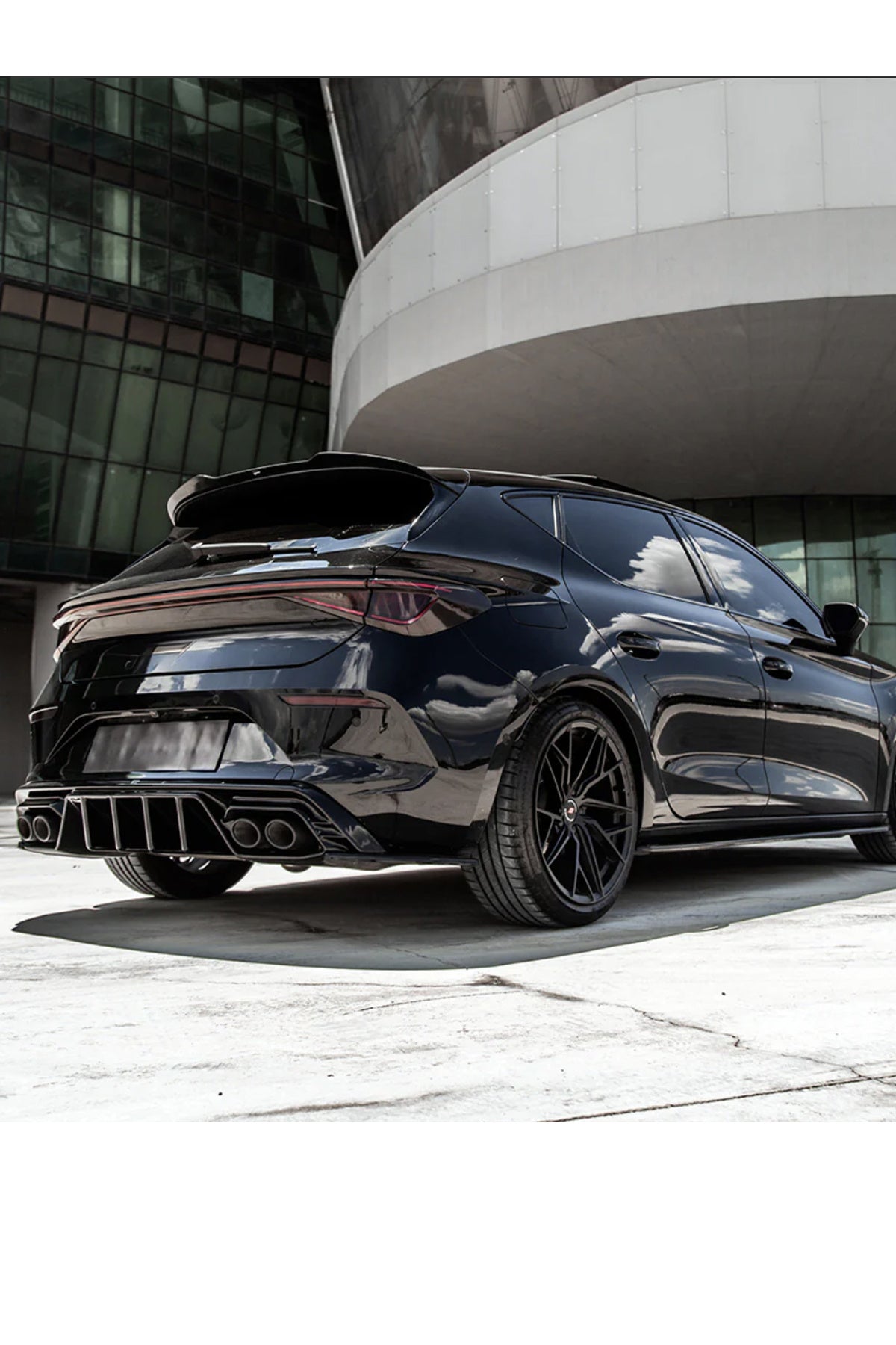 Cupra Leon 2020-2024 Body Kit Seti Ön Lip Marşpiyel Difüzör Spoiler Flap