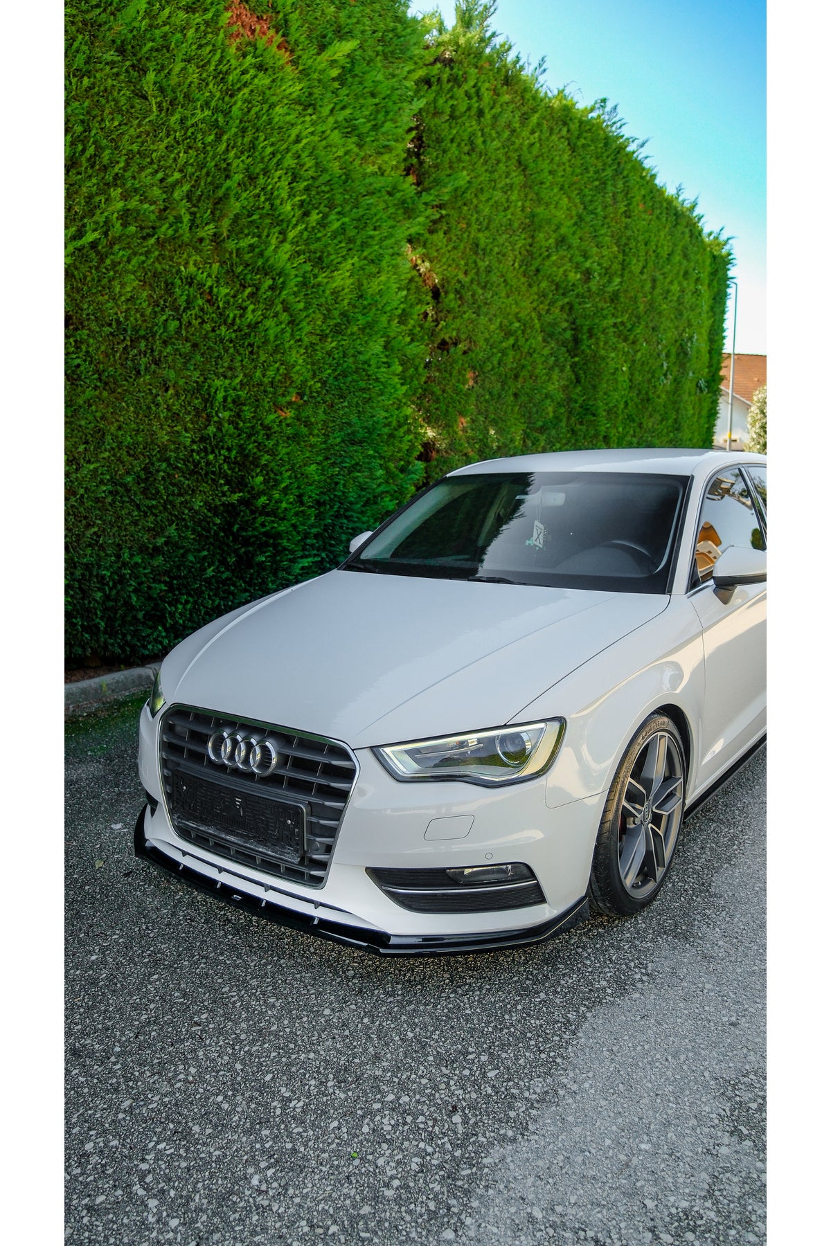Audi A3 8V Sportback 2013-2016 Uyumlu Ön Lip | Ön Tampon Eki Sportif Tasarım Parlak Siyah Görünüm