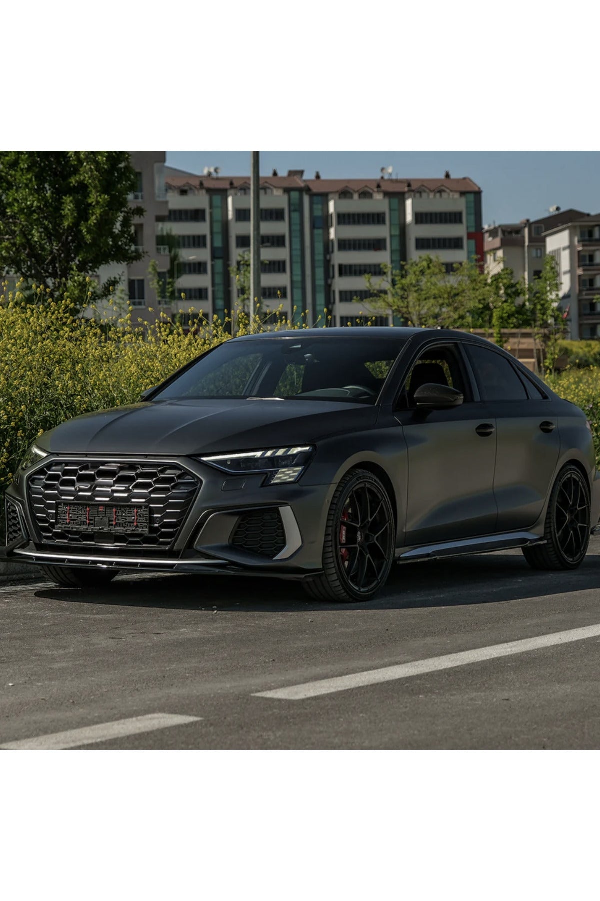 Audi A3 S Line 2020+ Yan Marşpiyel 8Y Kasa Piano Black Marşpiyel Eki Seti