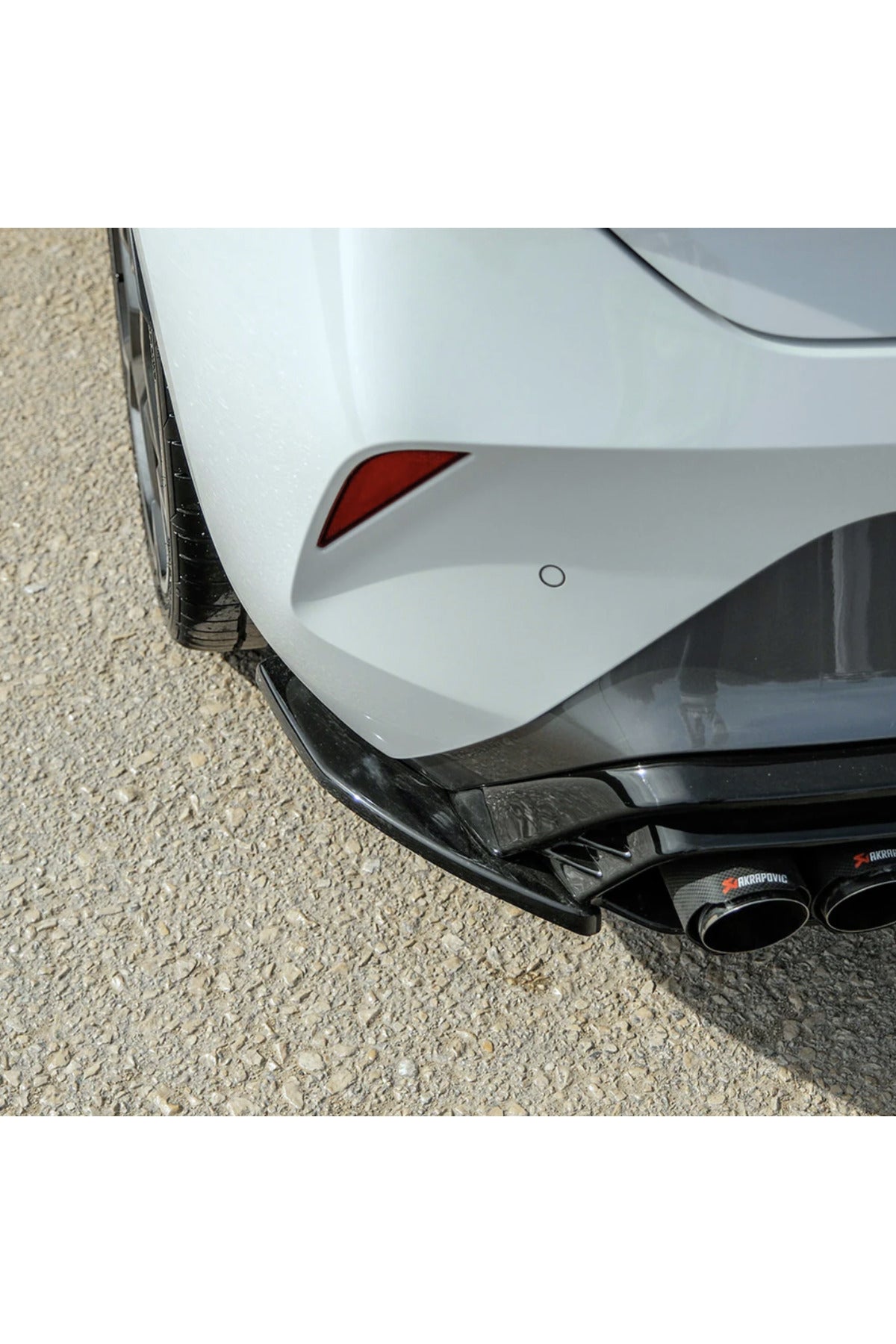 Cupra Leon 2020+ Arka Difüzör & Flap Seti | Agresif Tampon Altı Tasarım & Sportif Görünüm