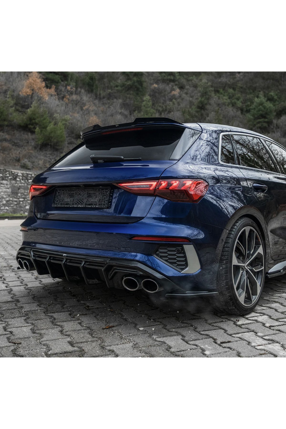 Audi A3 8Y Sportback S-Line 2020-2024 Arka Flap Seti | Sportif Yan Difüzör Eki & Agresif Tasarım