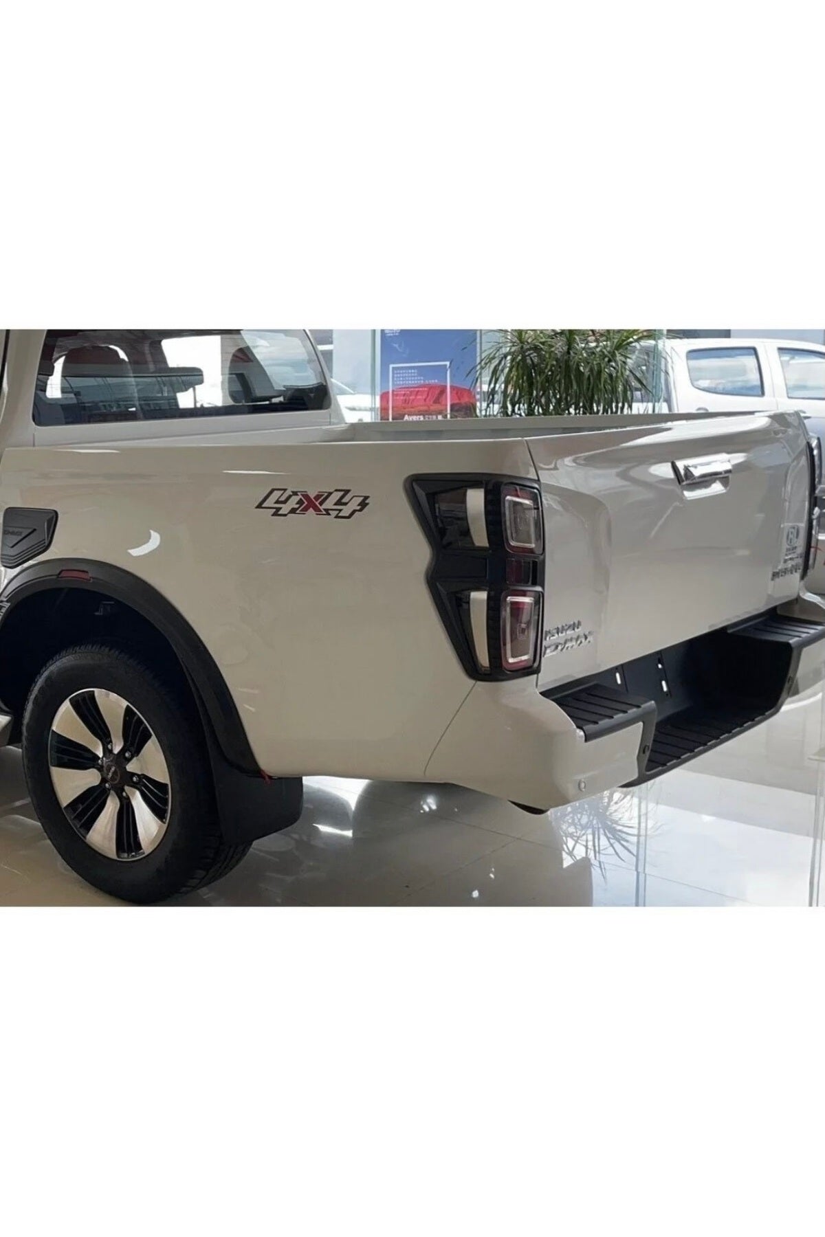 2021+ Isuzu D-Max Stop Koruma Çerçevesi Siyah