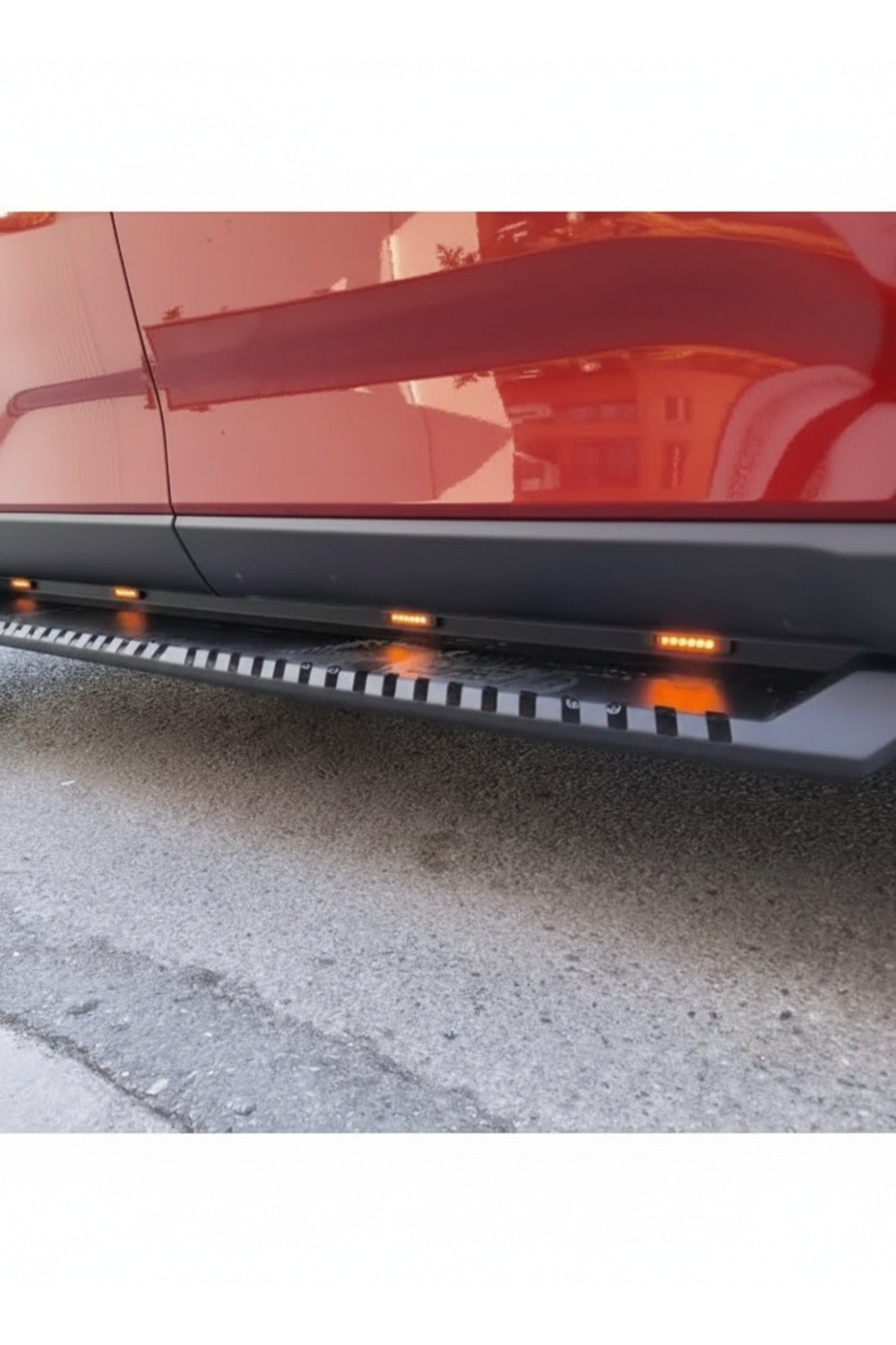 2015+Toyota Hi̇lux Demi̇r Düz Yan Basamak Ledli̇