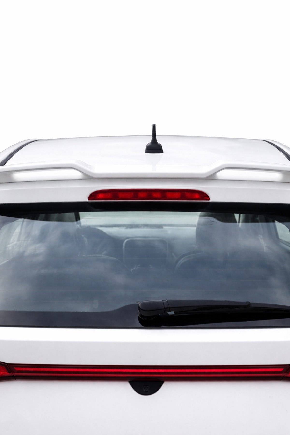 2020+ Hyundai I20 Yarasa Spoiler Plastik Beyaz Boyalı | Sportif Tasarım | Birebir Uyum