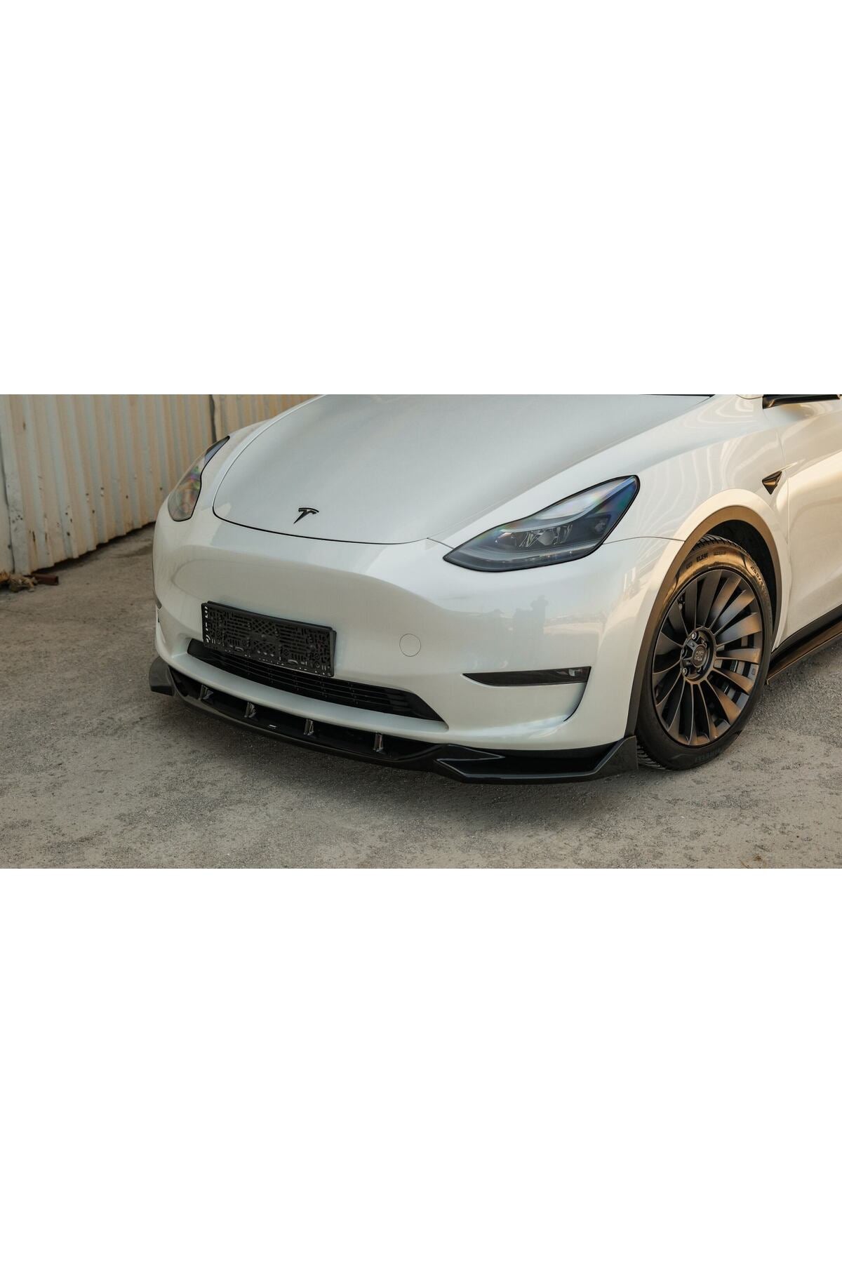 Tesla Model Y 2020-2025 Body Kit Seti Ön Lip Marşpiyel Difüzör Spoiler