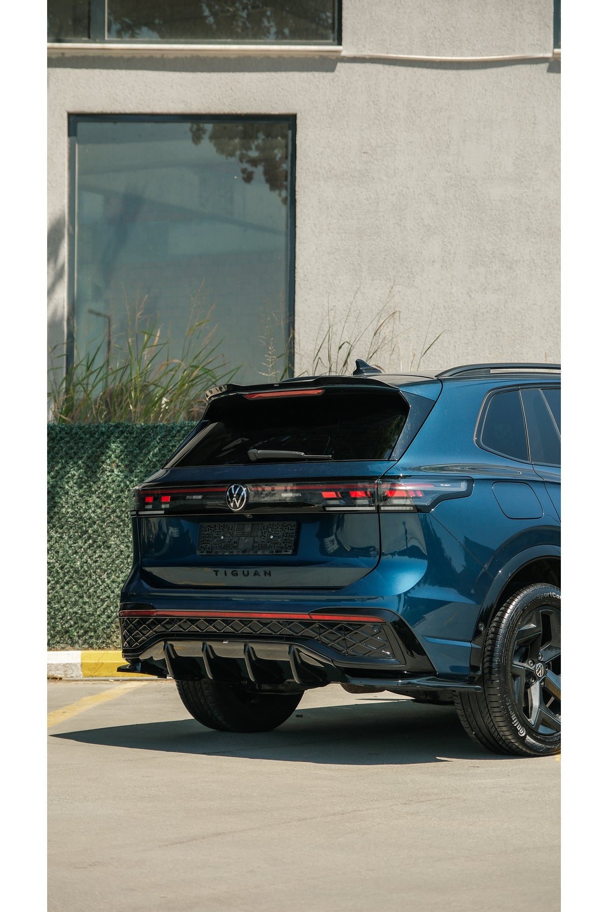 Volkswagen Tiguan R-Line 2024+ Arka Difüzör | Sportif Tampon Alt Eki | Premium Body Kit Görünüm
