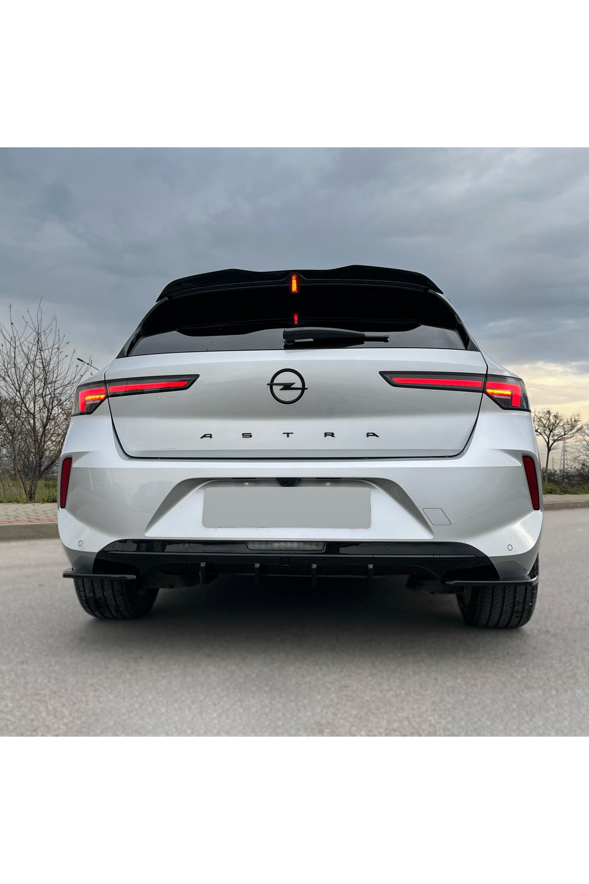 Opel Astra L 2020+ Tavan Spoiler Piano Black ABS | Arka Üst Spoiler Bagaj Üstü - TMZ Garage