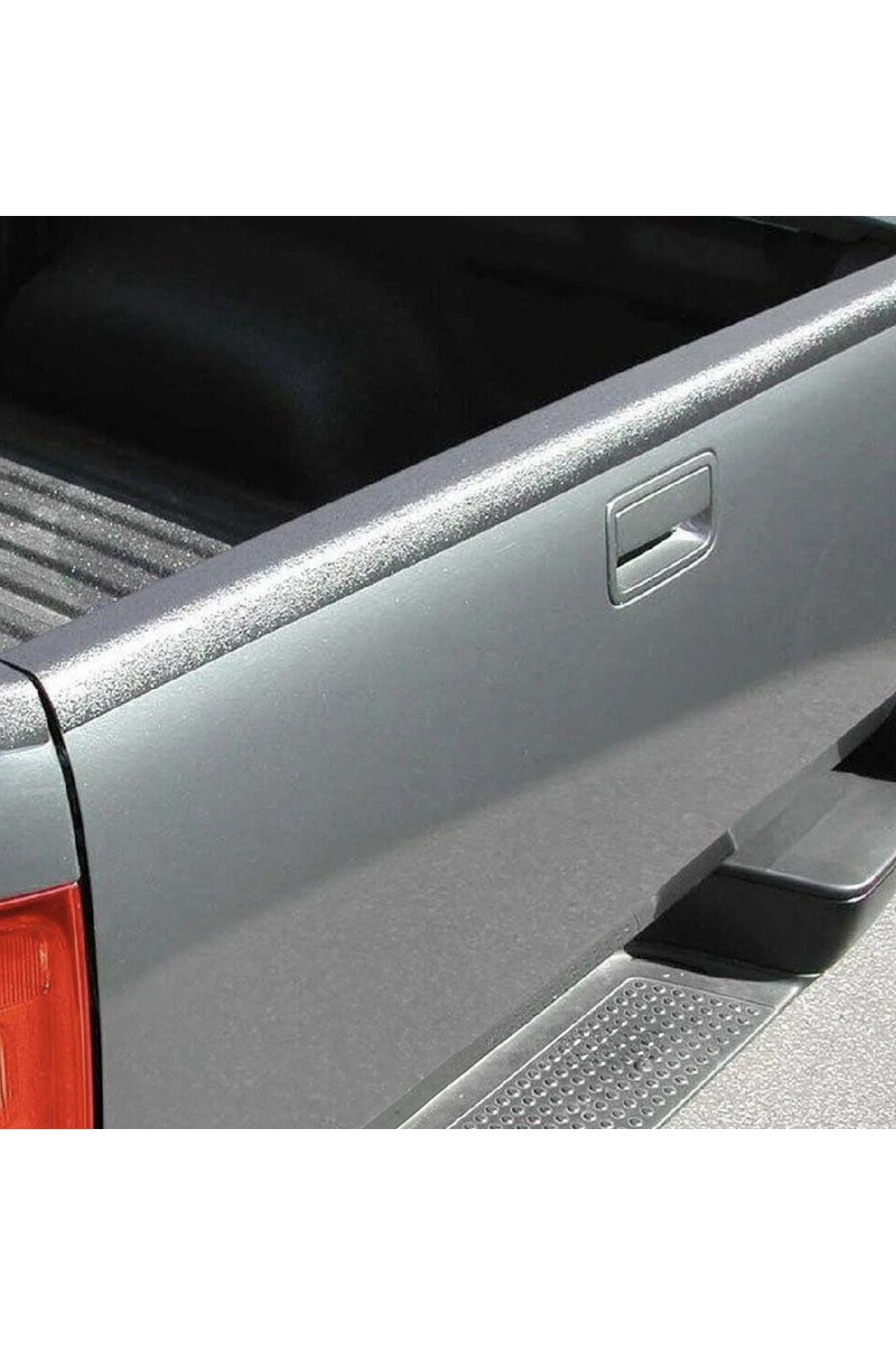 2010–2021 Volkswagen Amarok Siyah Bagaj Çıtası (Tekli̇) Arka Kapak Aksesuarı