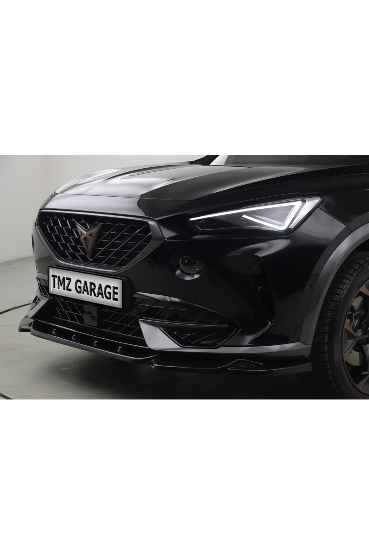 Cupra Formentor 2020-2024 Piano Black Ön Lip | Ön Tampon Alt Lip / Ön Spoiler – Parlak Siyah