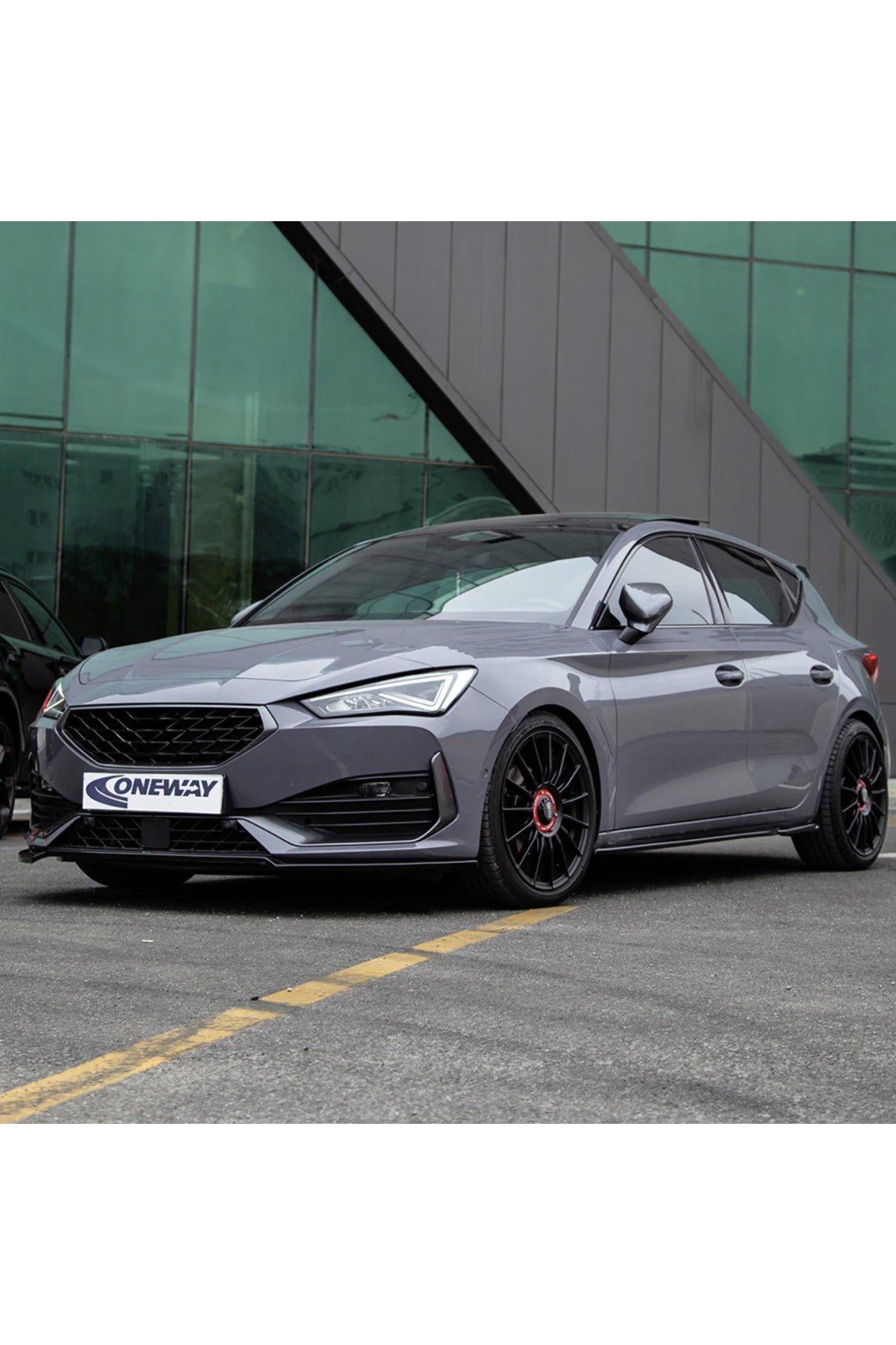 Cupra Leon 2020-2024 Ön Lip Parlak Siyah ABS Ön Tampon Alt Eki - TMZ Garage