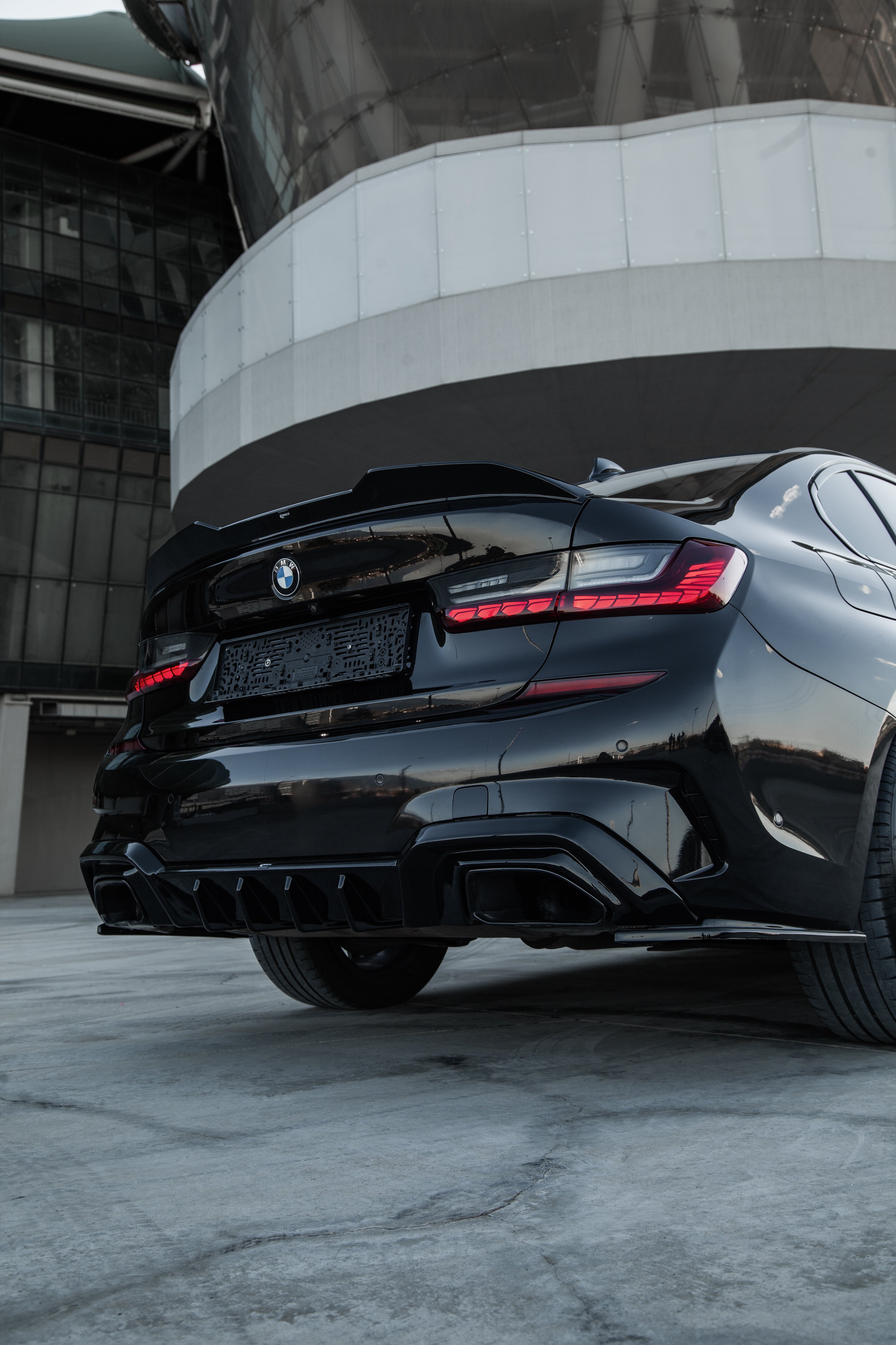 BMW 3 Serisi G20 M Sport Uyumlu Body Kit Seti – Bagaj Spoiler, Ön Lip, Yan Flap, Difüzör & Marşpiyel Takımı | Premium Görünüm + Aerodinamik Performans