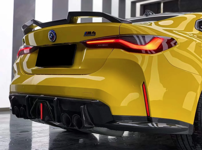 BMW G22 G26 V-Style Bagaj Spoilerı İthal Piano Black Parlak Siyah