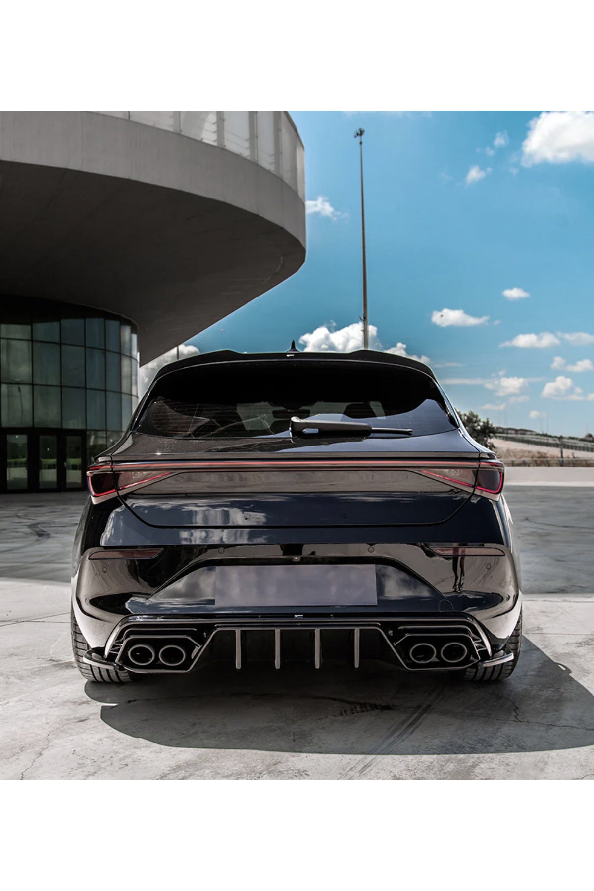 Cupra Leon 2020-2024 Body Kit Seti Ön Lip Marşpiyel Difüzör Spoiler Flap