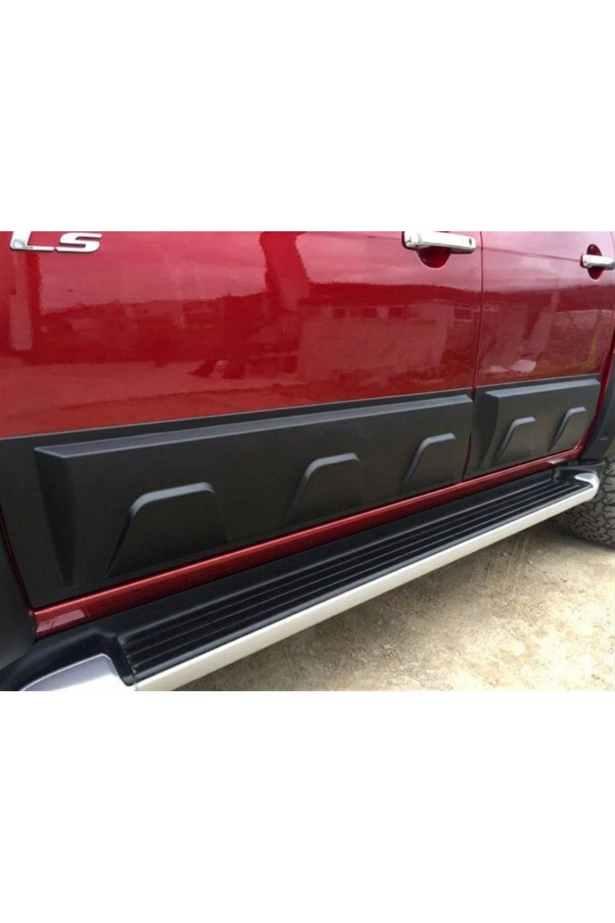 2012-2019 İSUZU D-MAX KAPI GÖVDE KAPLAMA KABARTMA DODİK SETİ