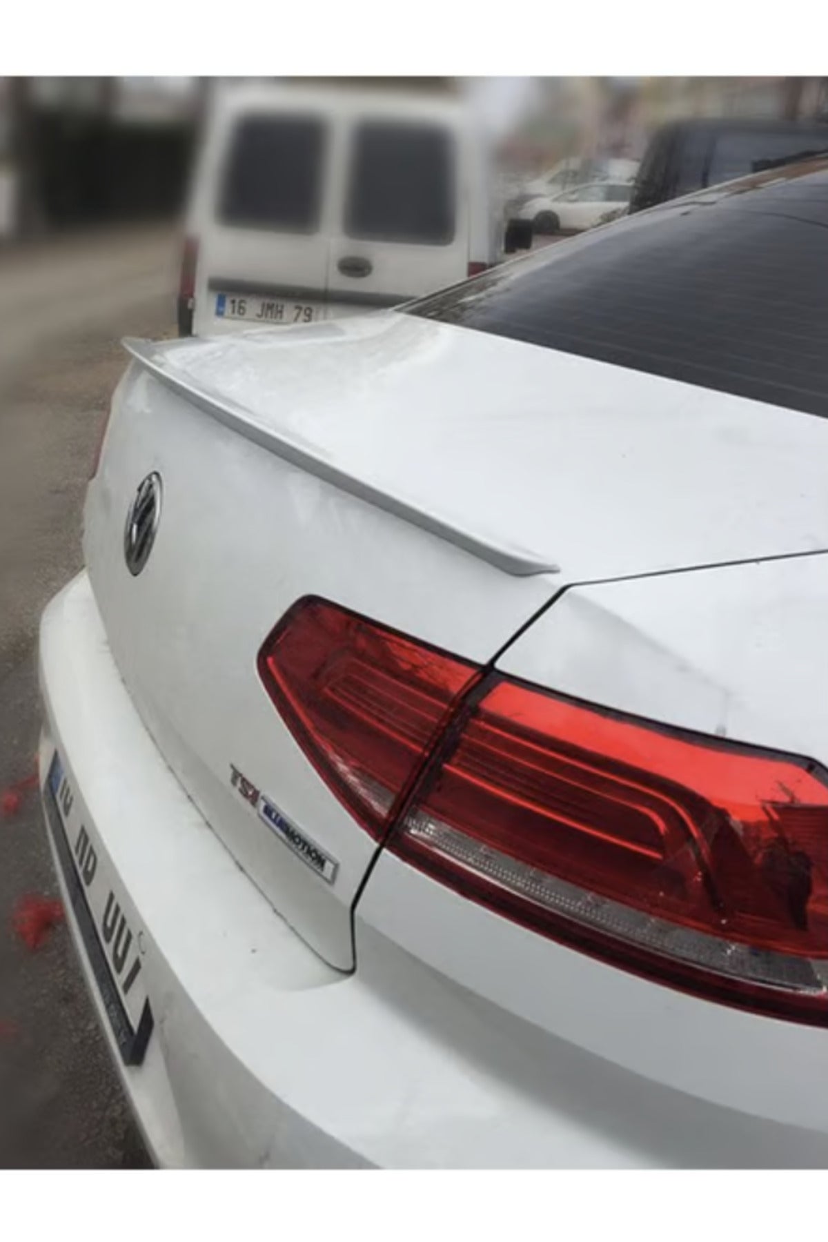 Volkswagen Passat B8 Beyaz Arka Spoiler | Bagaj Üstü Spoiler – Boyalı Beyaz