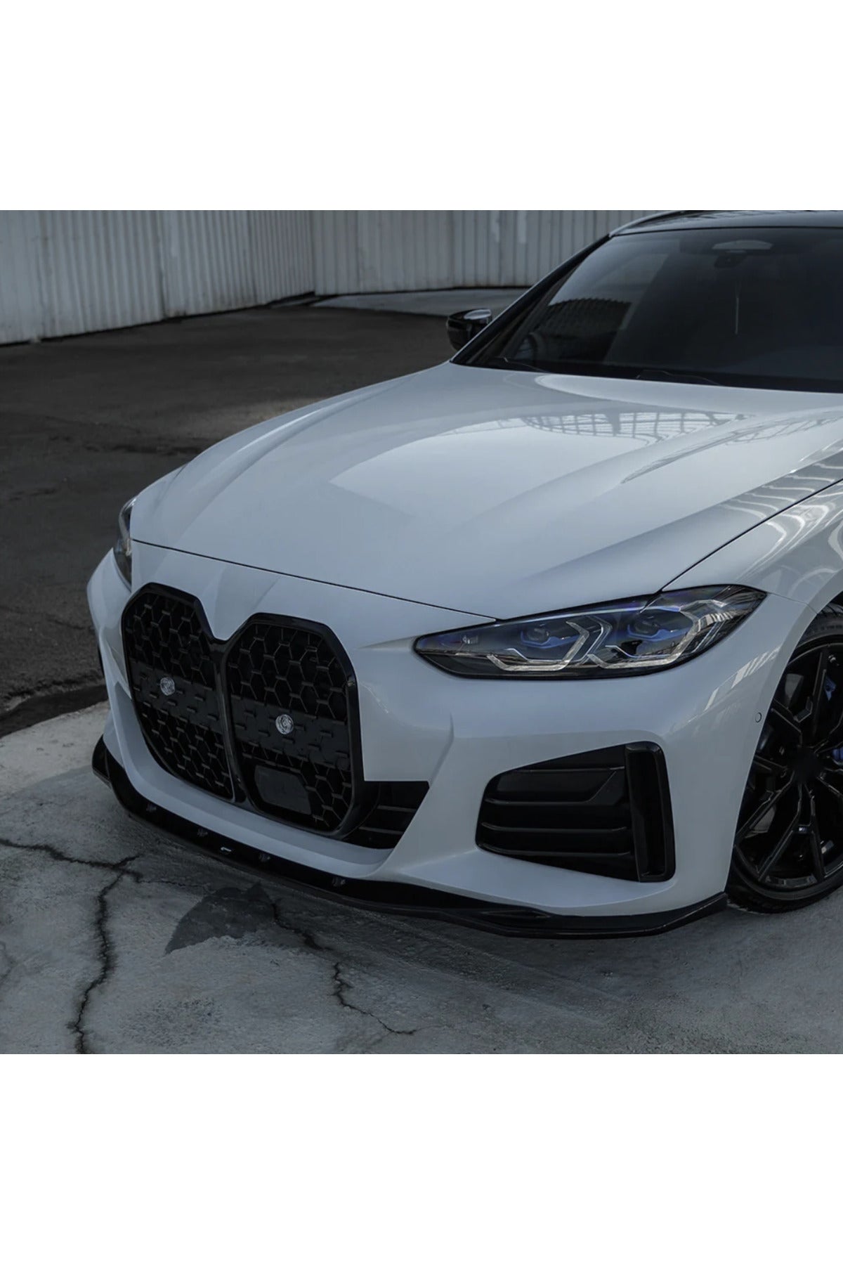 BMW G26 / i4 2021+ M Sport Ön Lip Piano Black Ön Tampon Alt Eki