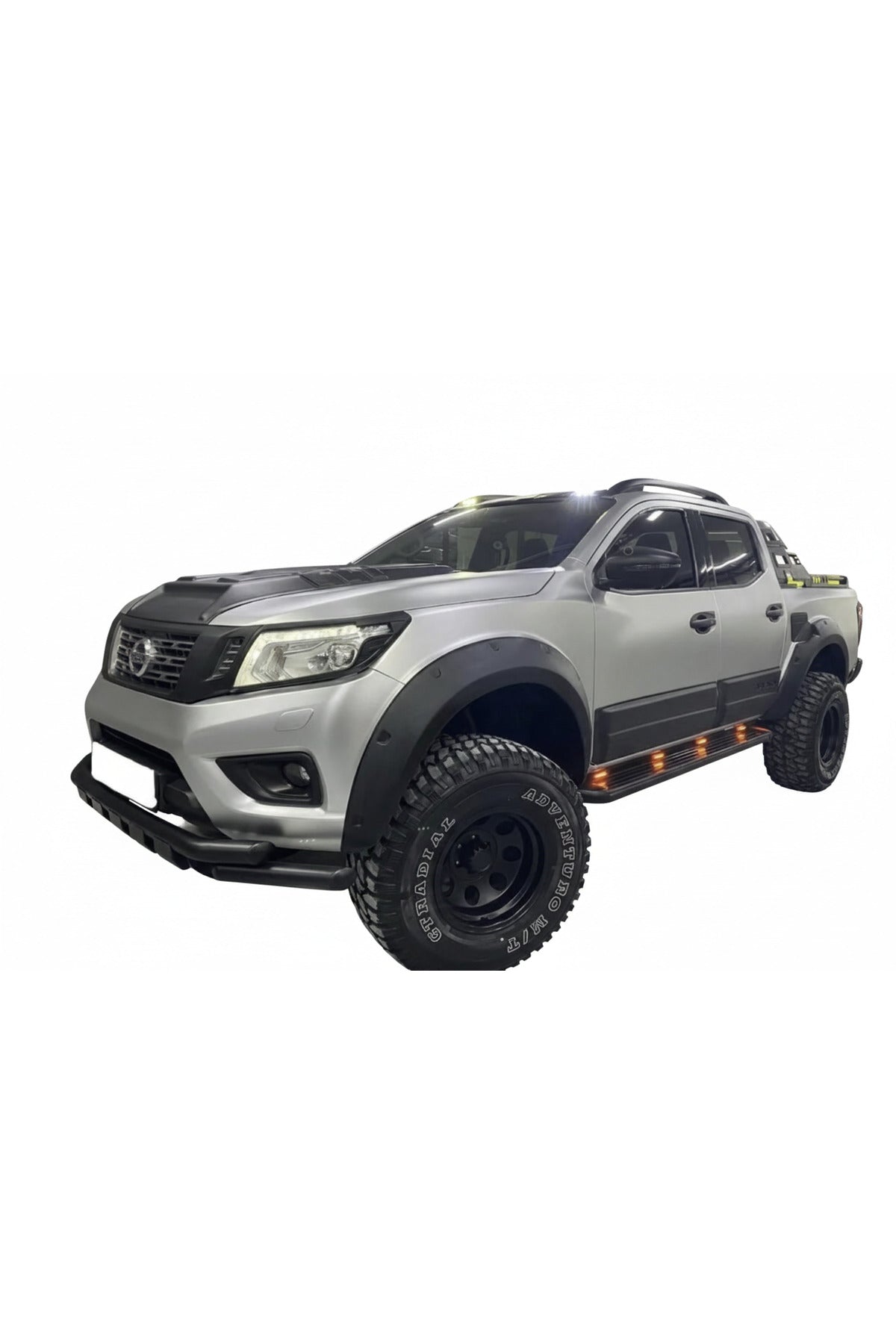 2017 Ve Üzeri Nissan Navara Adblue Çift Depo Çamurluk Dodik Kaplama Kabartma Seti Vida Görünümlü