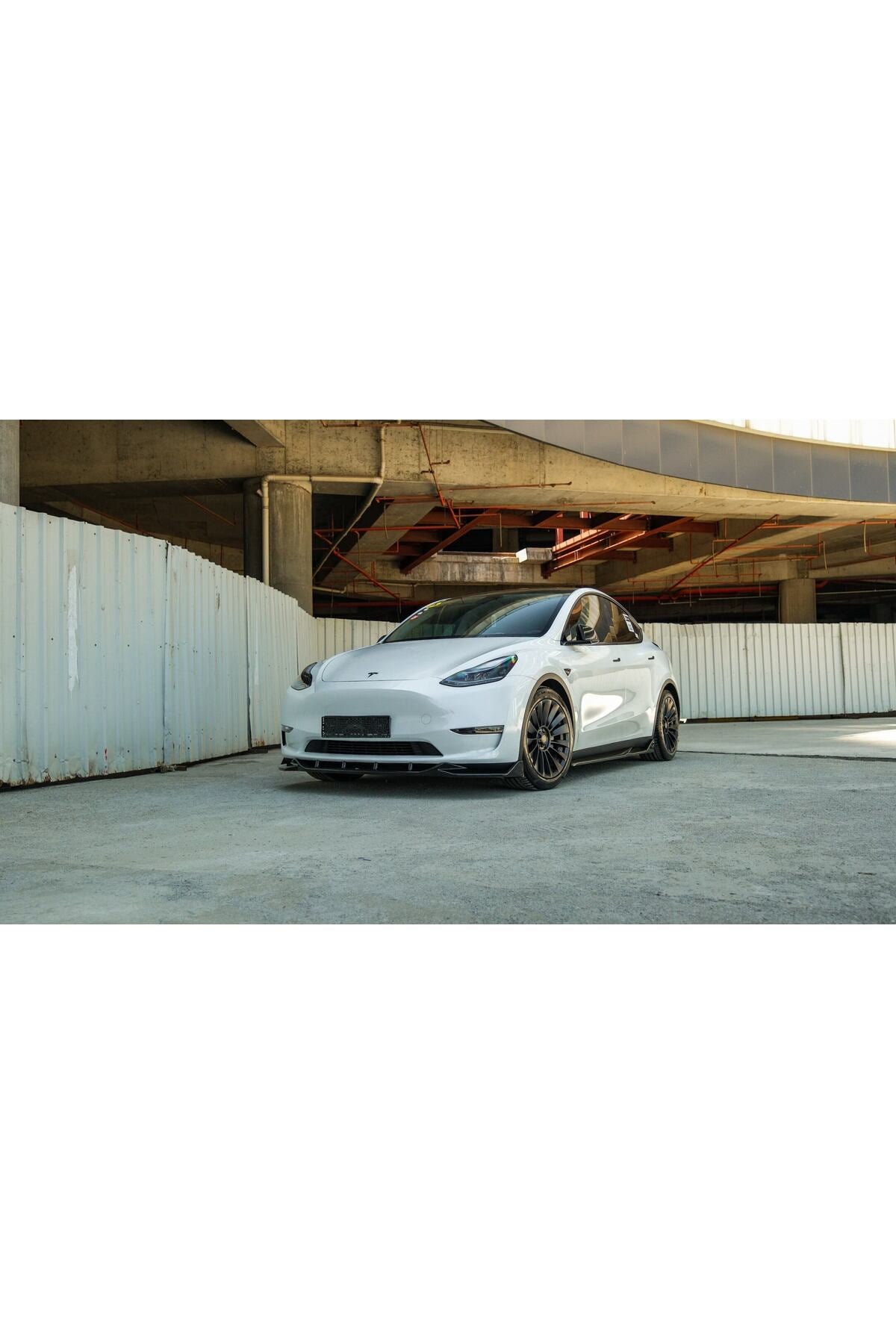 Tesla Model Y 2020-2025 Body Kit Seti Ön Lip Marşpiyel Difüzör Spoiler
