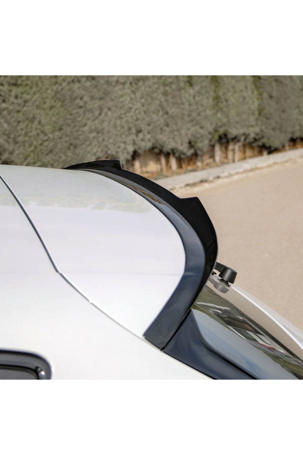 Cupra Leon 2020+ Spoiler Piano Black Bagaj Üstü Spoiler Eki