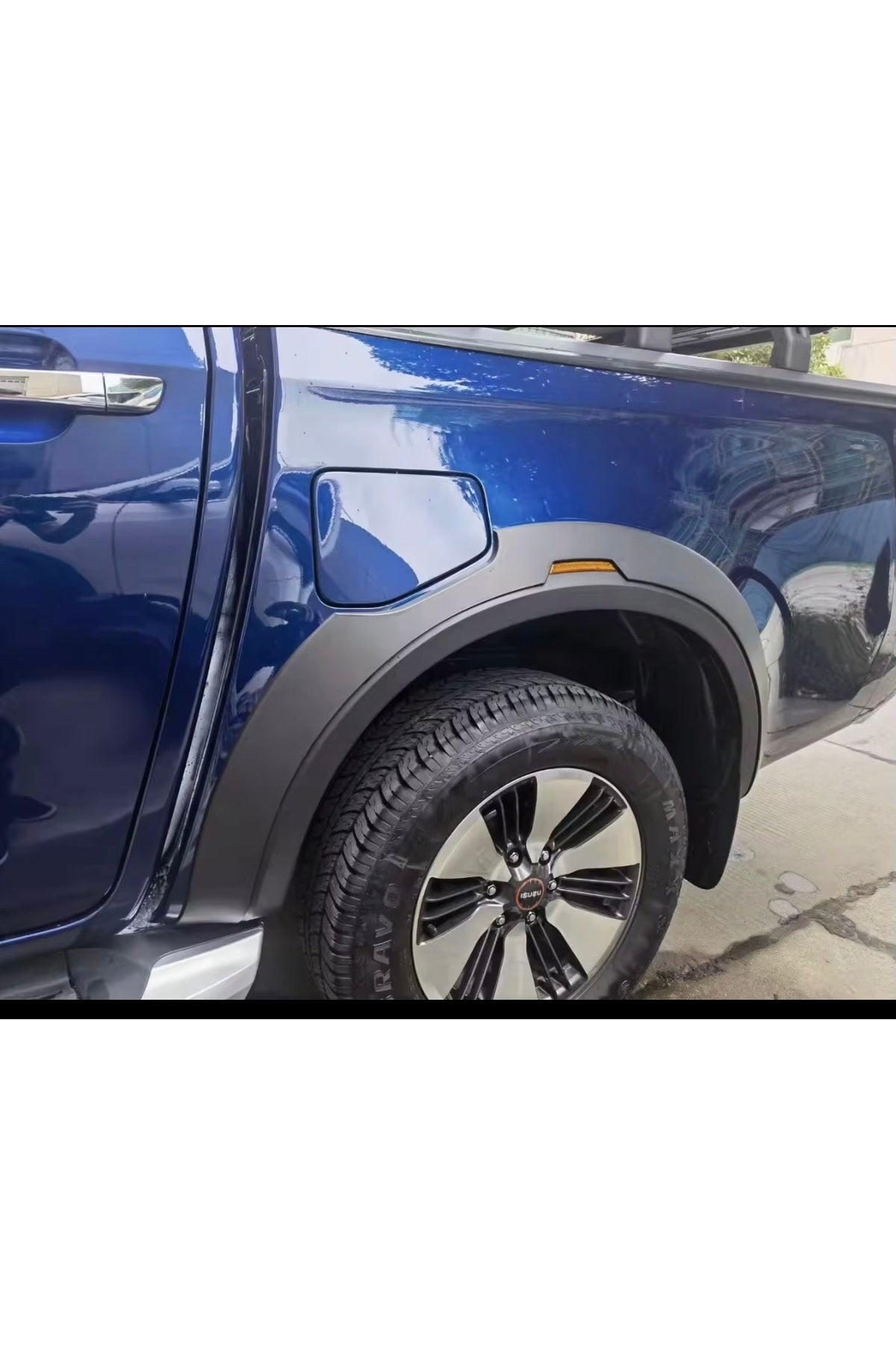 2020+ Isuzu D-Max Çamurluk Dodik Seti Reflektörlü Kabartma Kaplama Koruma Off Road İthal - TMZ Garage