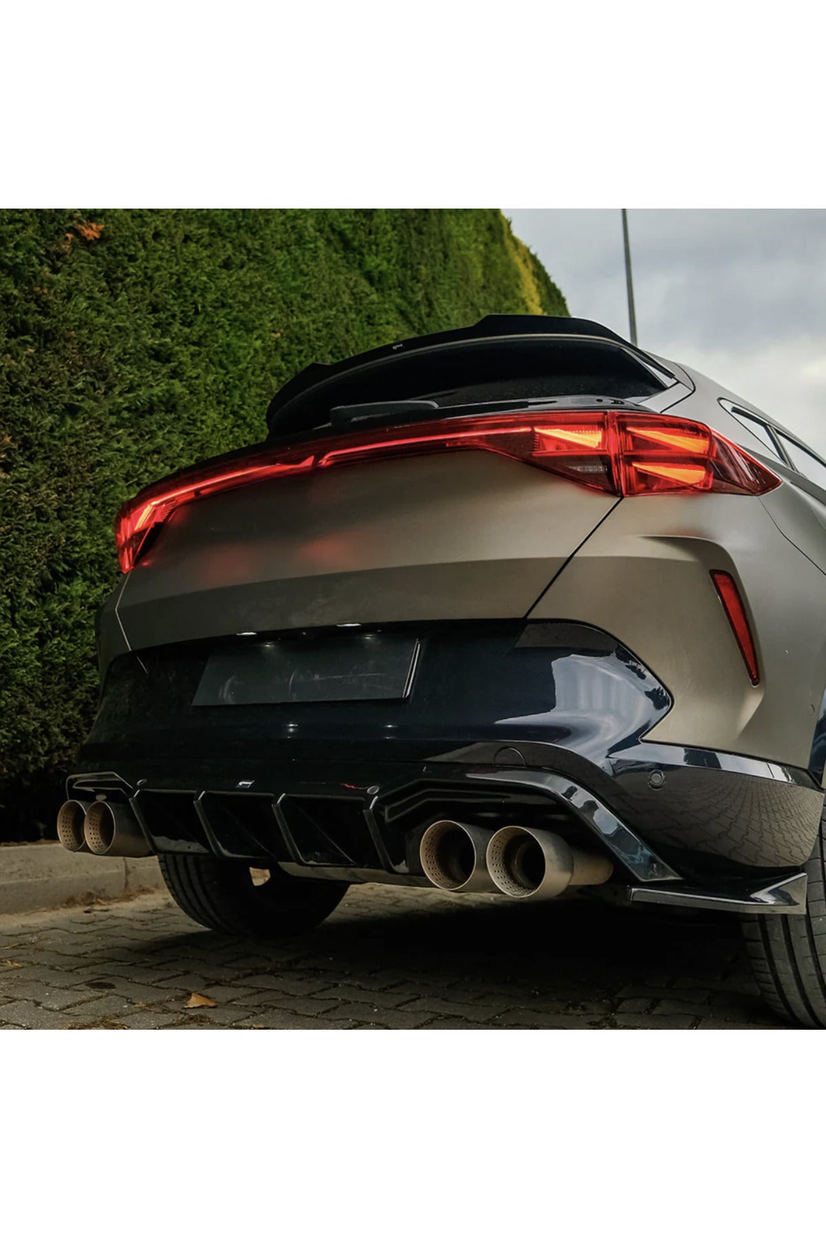 Cupra Formentor 2020+ Arka Difüzör & Flap Seti | Agresif Tampon Altı Tasarım & Sportif Görünüm