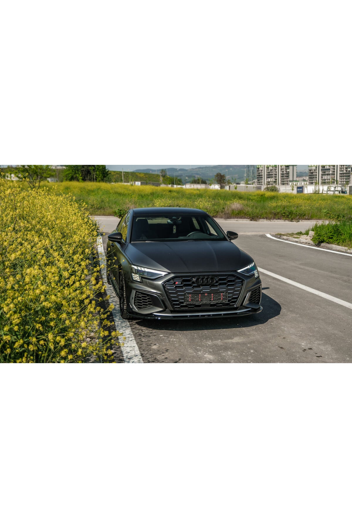 Audi A3 8Y Sedan S-Line 2020-2024 Body Kit Seti Ön Lip Marşpiyel Difüzör Spoiler Flap
