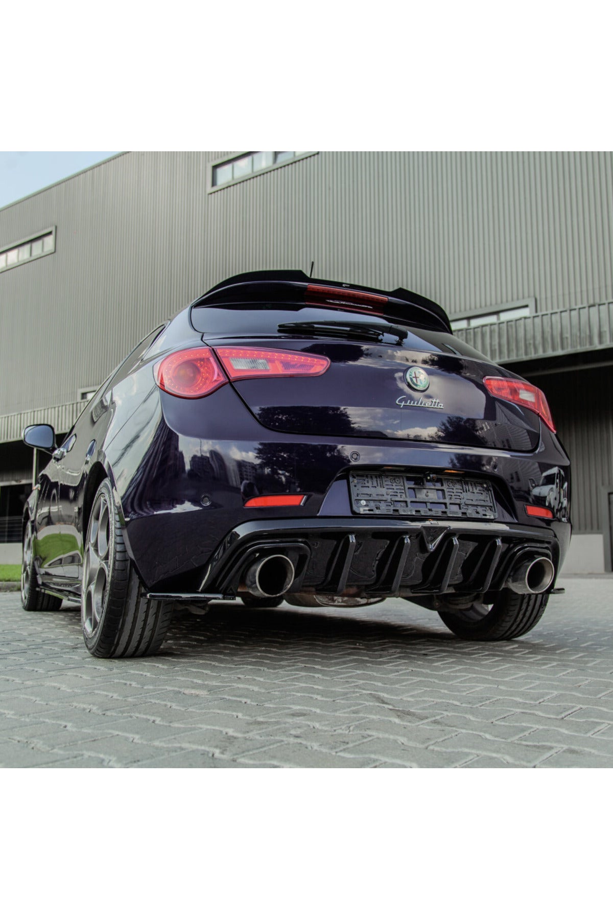 Alfa Romeo Giulietta Arka Difüzör 2010-2020 Uyumlu İtalyan Tip Arka Difüzör Piano Black ABS - TMZ Garage