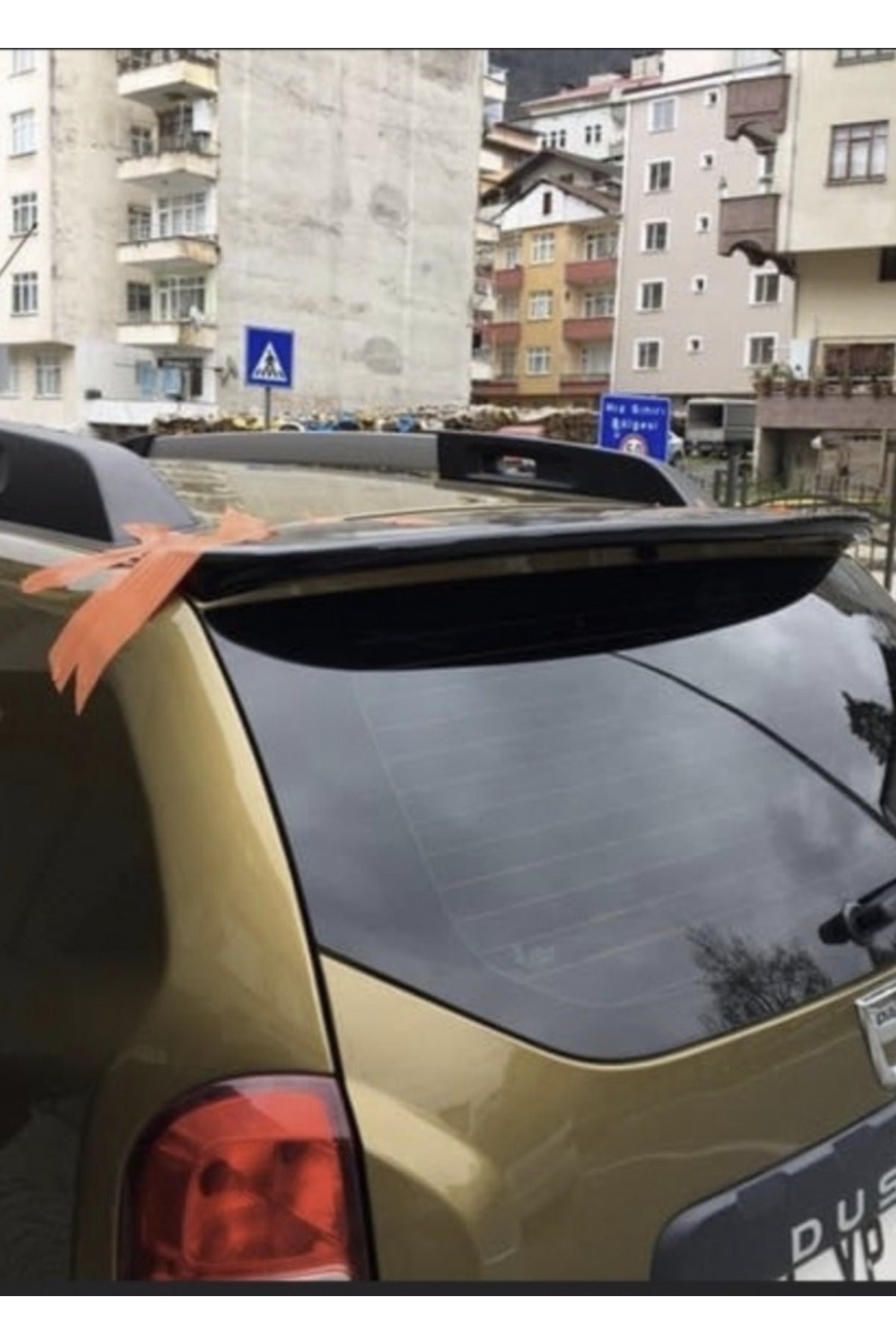 Dacia Duster 2010-2017 Piano Black Arka Spoiler | Bagaj Üstü Spoiler – Parlak Siyah