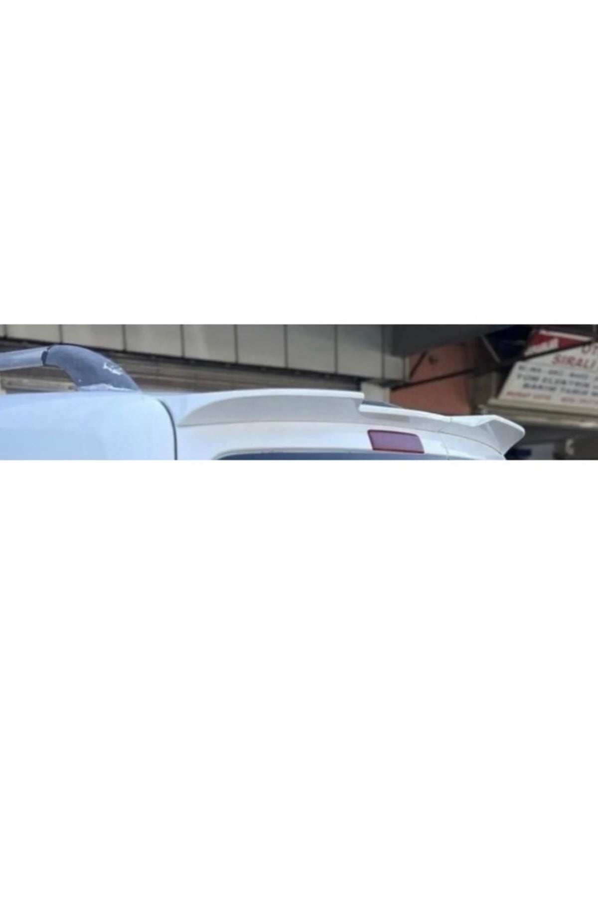 Volkswagen Caddy 2004-2014 Yarasa Spoiler | Plastik Boyalı Beyaz Bagaj Üstü Spoiler