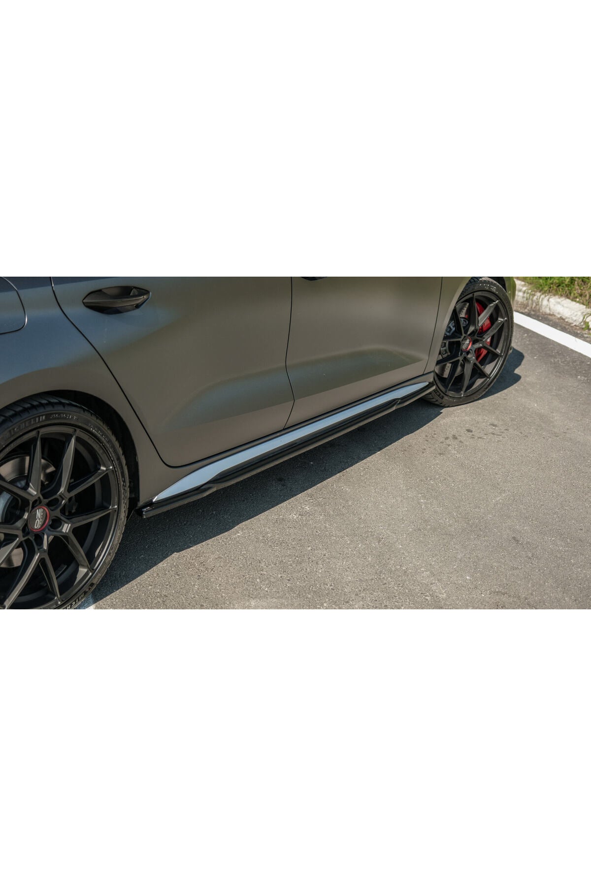 Audi A3 8Y Sedan S-Line 2020-2024 Body Kit Seti Ön Lip Marşpiyel Difüzör Spoiler Flap