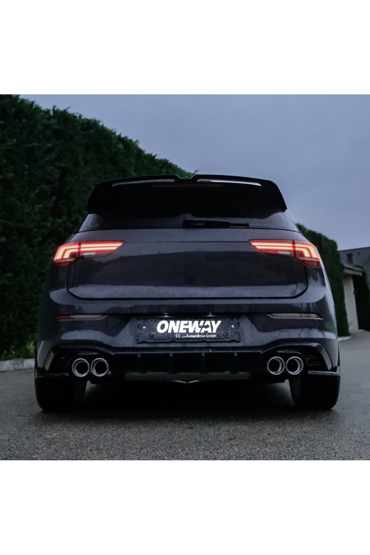 Volkswagen Golf 8 Difüzör 2019-2024 | Life - Style - Impression Uyumlu Parlak Siyah Arka Difüzör
