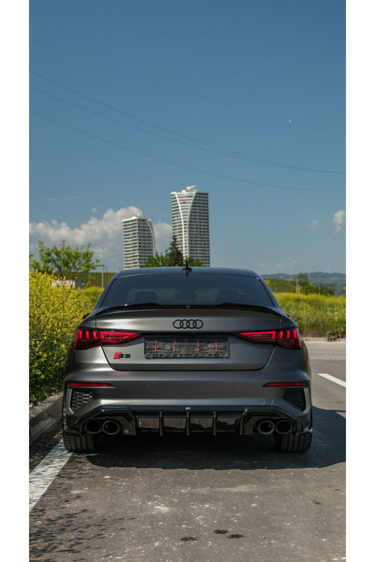 Audi A3 8Y Sedan S-Line 2020-2024 Body Kit Seti Ön Lip Marşpiyel Difüzör Spoiler Flap