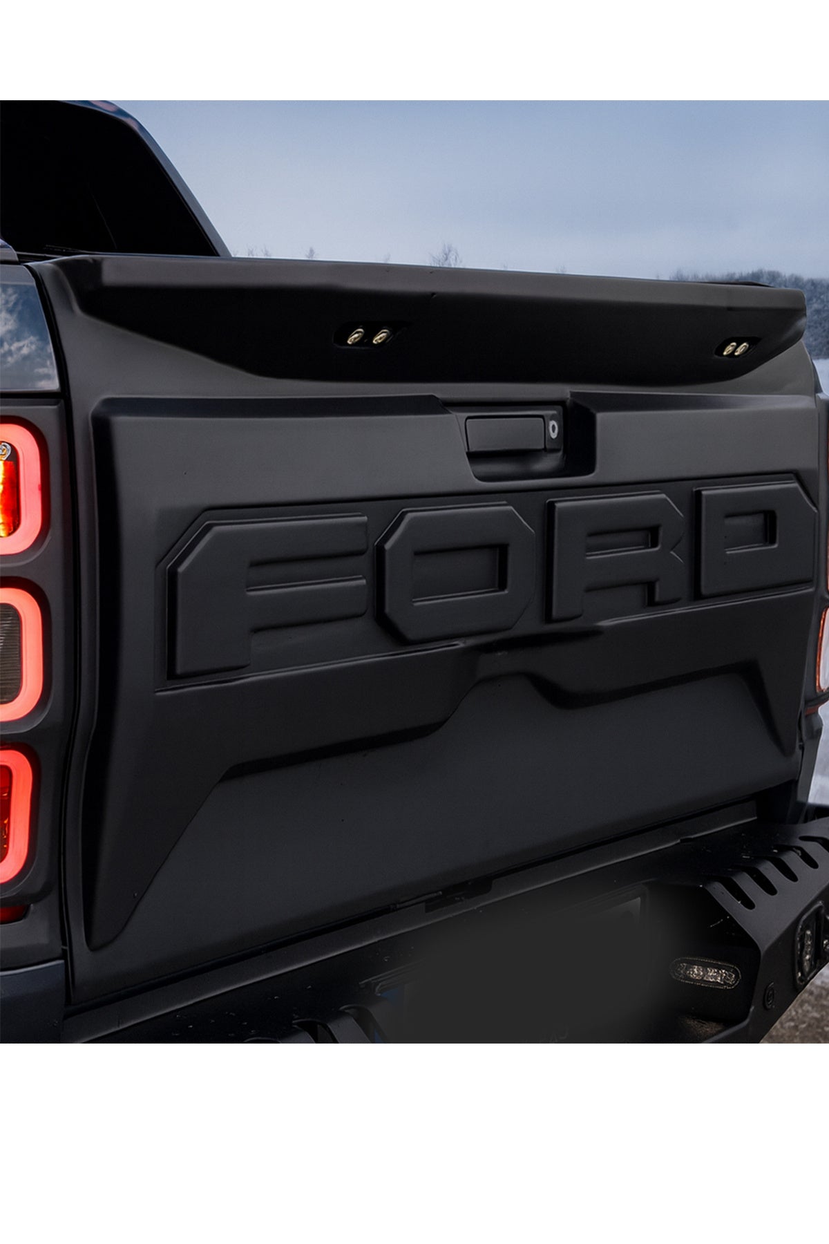 Ford Ranger 2016-2021 Bagaj Kapağı Kaplama (Tailgate Kaplama) | Ford Yazı Vurgulu – Siyah Mat