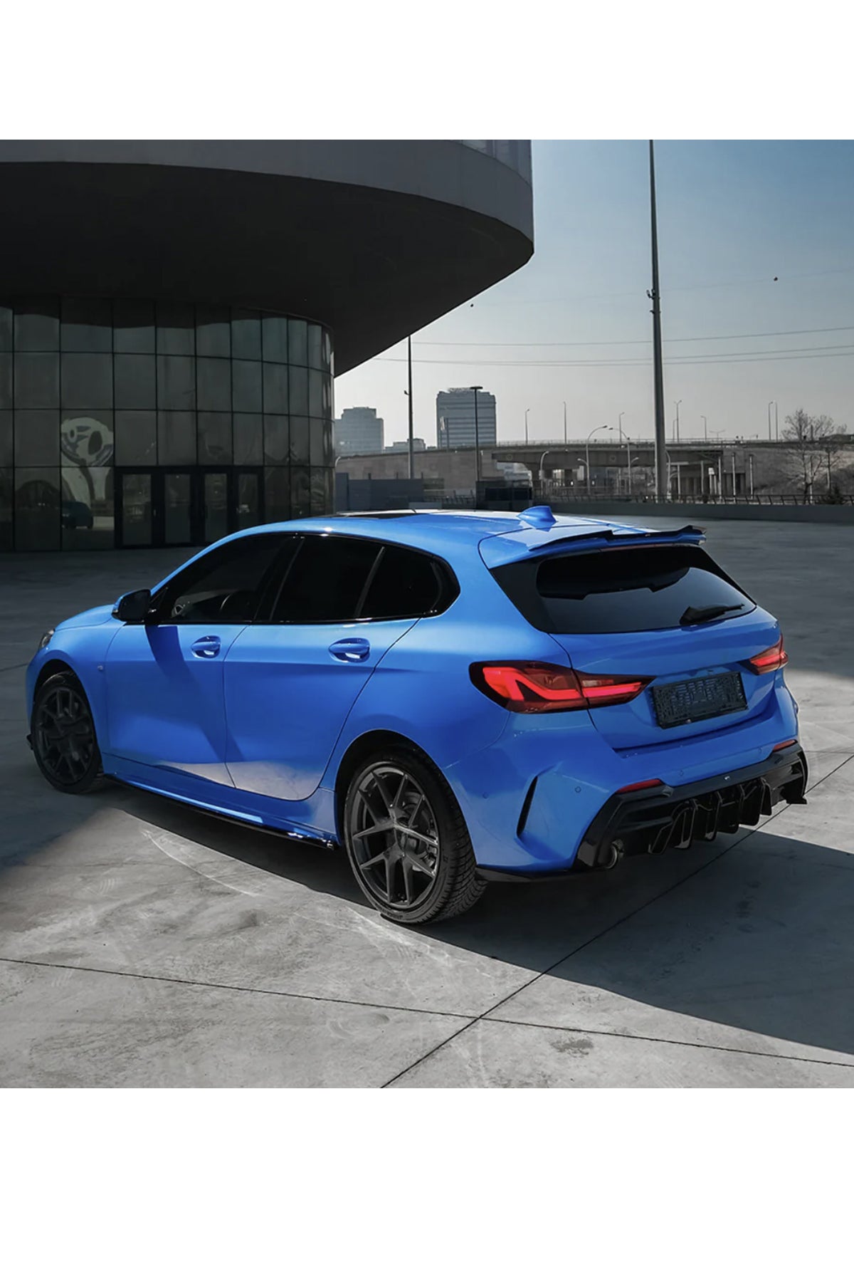 Bmw 1 Serisi F40 2019+ M Paket Body Kit Seti Ön Lip Marşpiyel Difüzör Spoiler Flap