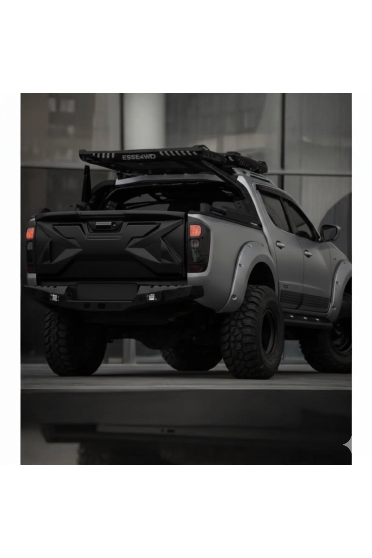 2015-2020 Nissan Navara Np300 Arka Bagaj Kapak Kabartma Kaplama