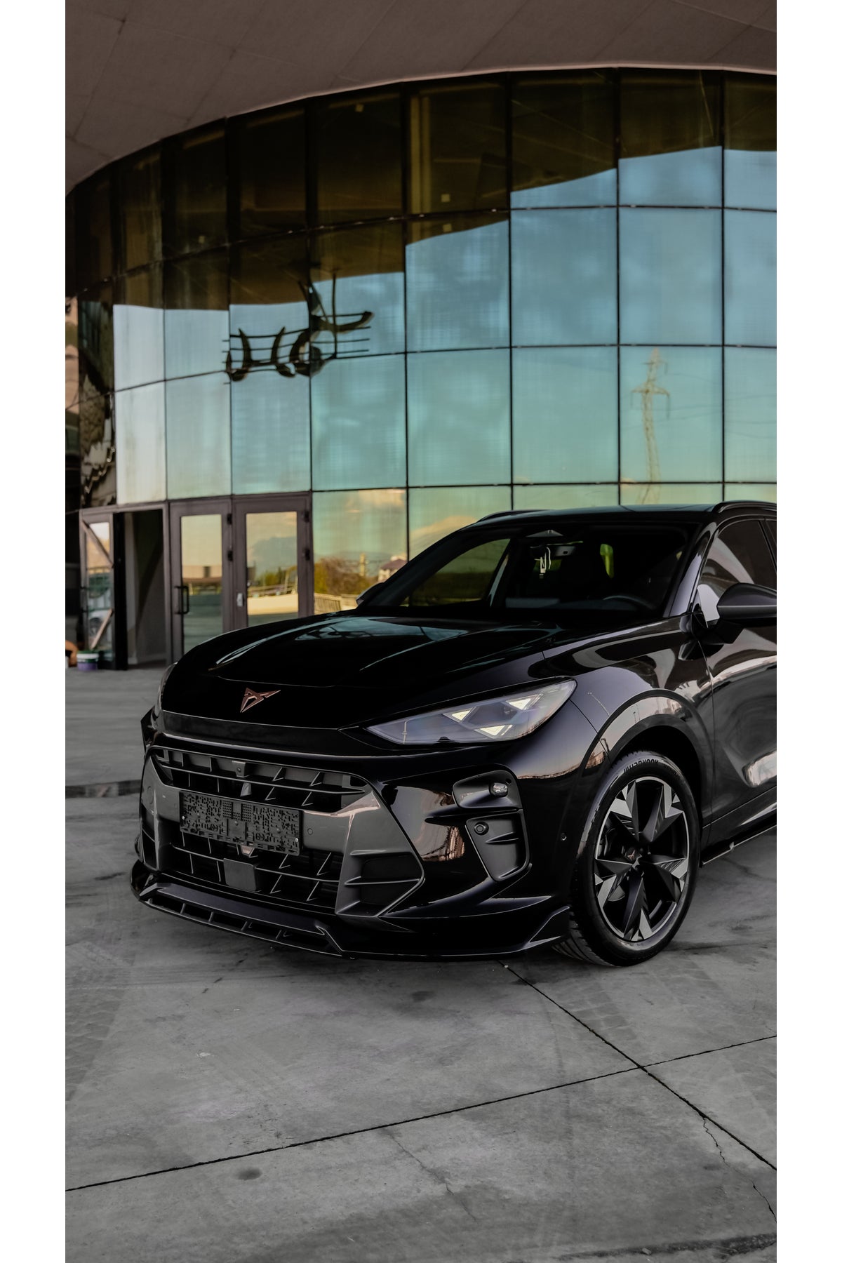 Cupra Terramar 2024+ Body Kit Seti (Ön Lip + Arka Difüzör + Yan Marşpiyel + Tavan Spoiler + Stop Üstü Spoiler + Flap) Piano Black - TMZ Garage