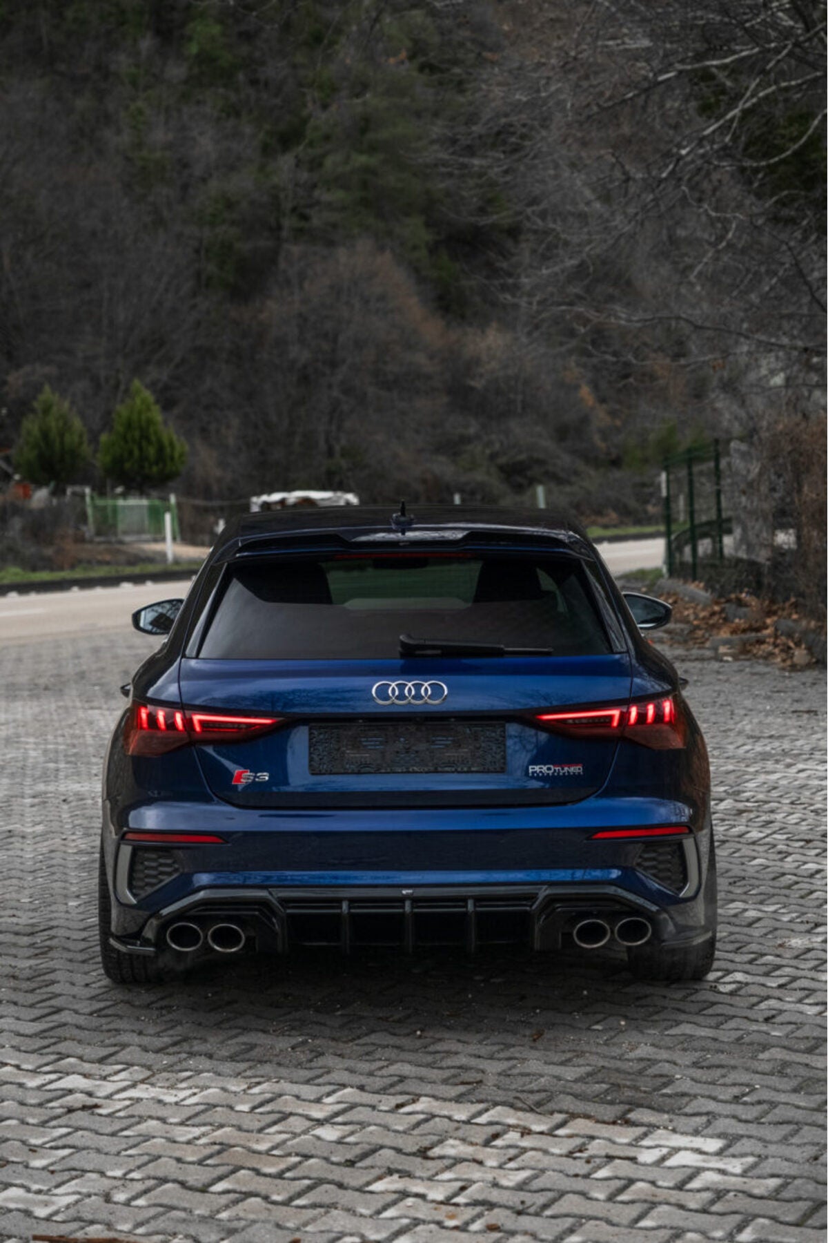 Audi A3 S-Line Sportback 8Y 2020-2024 Body Kit Seti Ön Lip Marşpiyel Difüzör Flap Spoiler