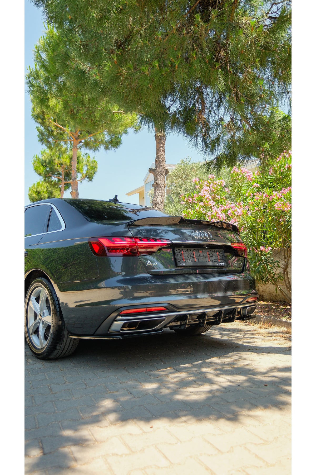 Audi A4 Bagaj Spoiler 2019-2024 | Standart / Advanced / Business Uyumlu Parlak Siyah Spoiler