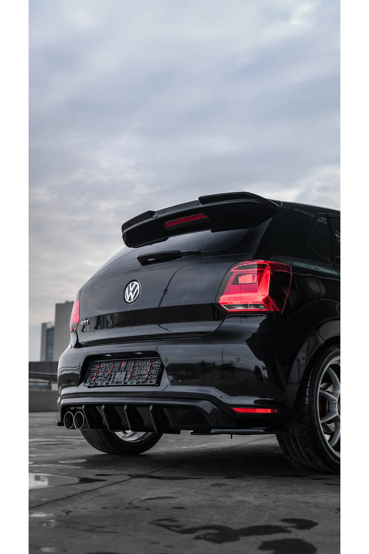 Volkswagen Polo GTI 2009-2014 Piano Black Bagaj Spoilerı | Parlak Siyah Premium Tasarım