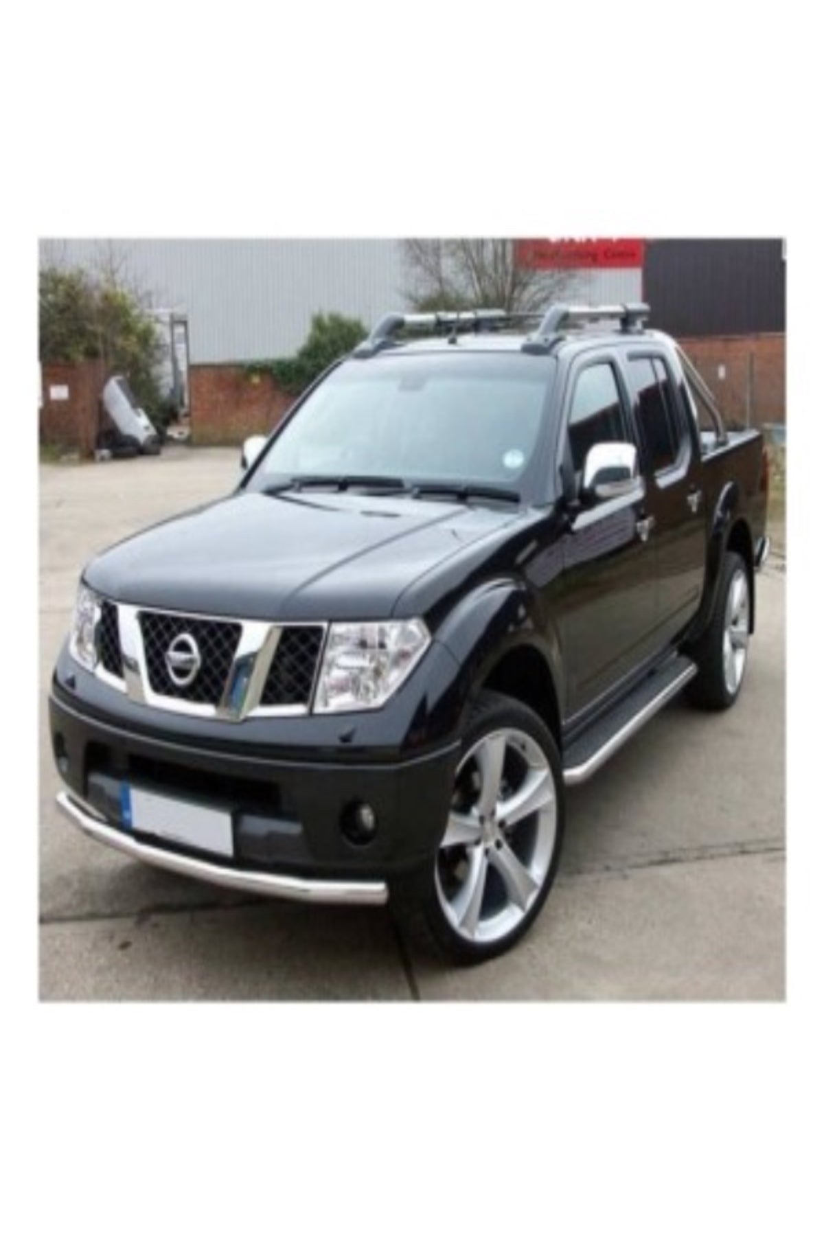 Tüm Nissan Navara Modellerine Uyumlu Boru Tip Tavan Çıtası Krom Yapışkanlı