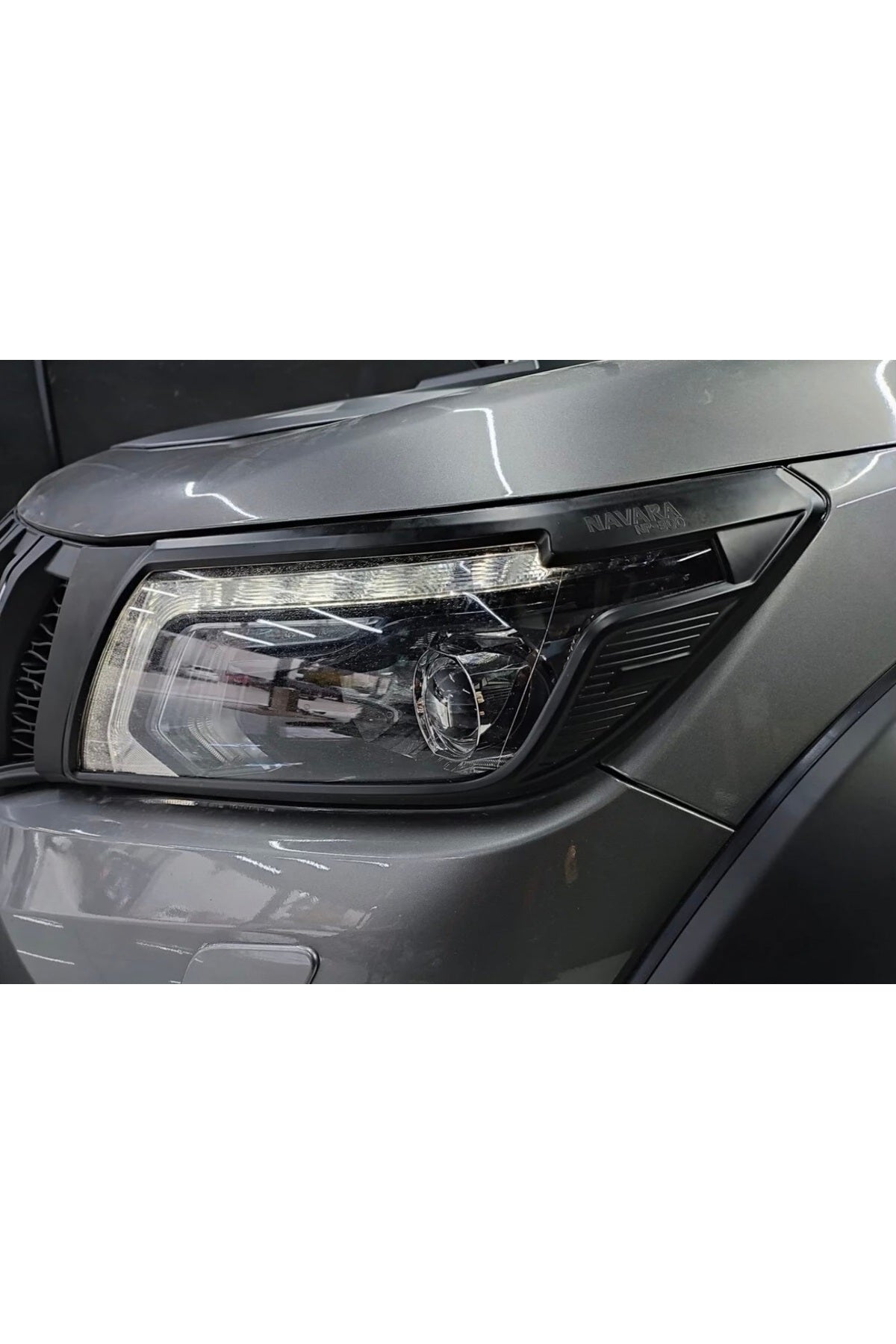 2021 Sonrası Makyajlı Nissan Navara Far Koruma Kaplama Çerçevesi