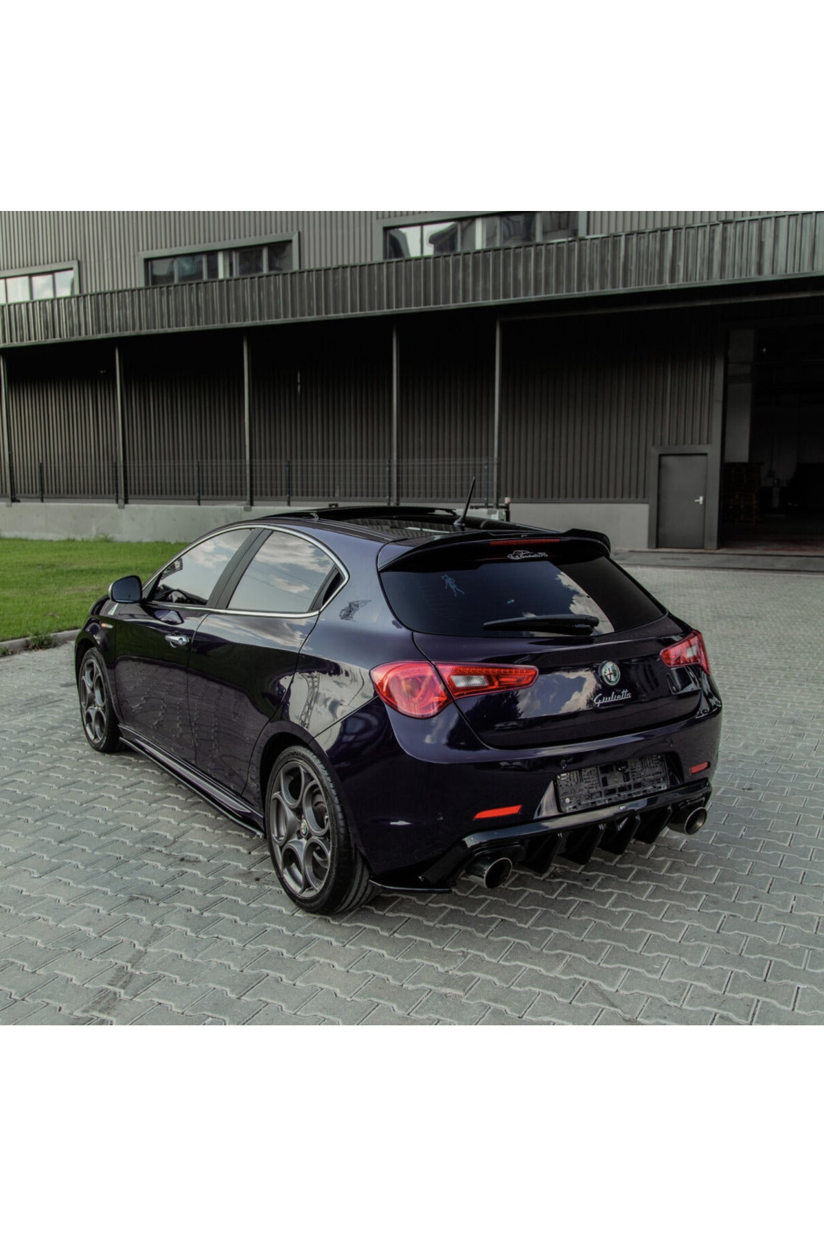 Alfa Romeo Giulietta Arka Difüzör & Flap Seti | Sportif Tampon Altı Tasarım & Agresif Görünüm