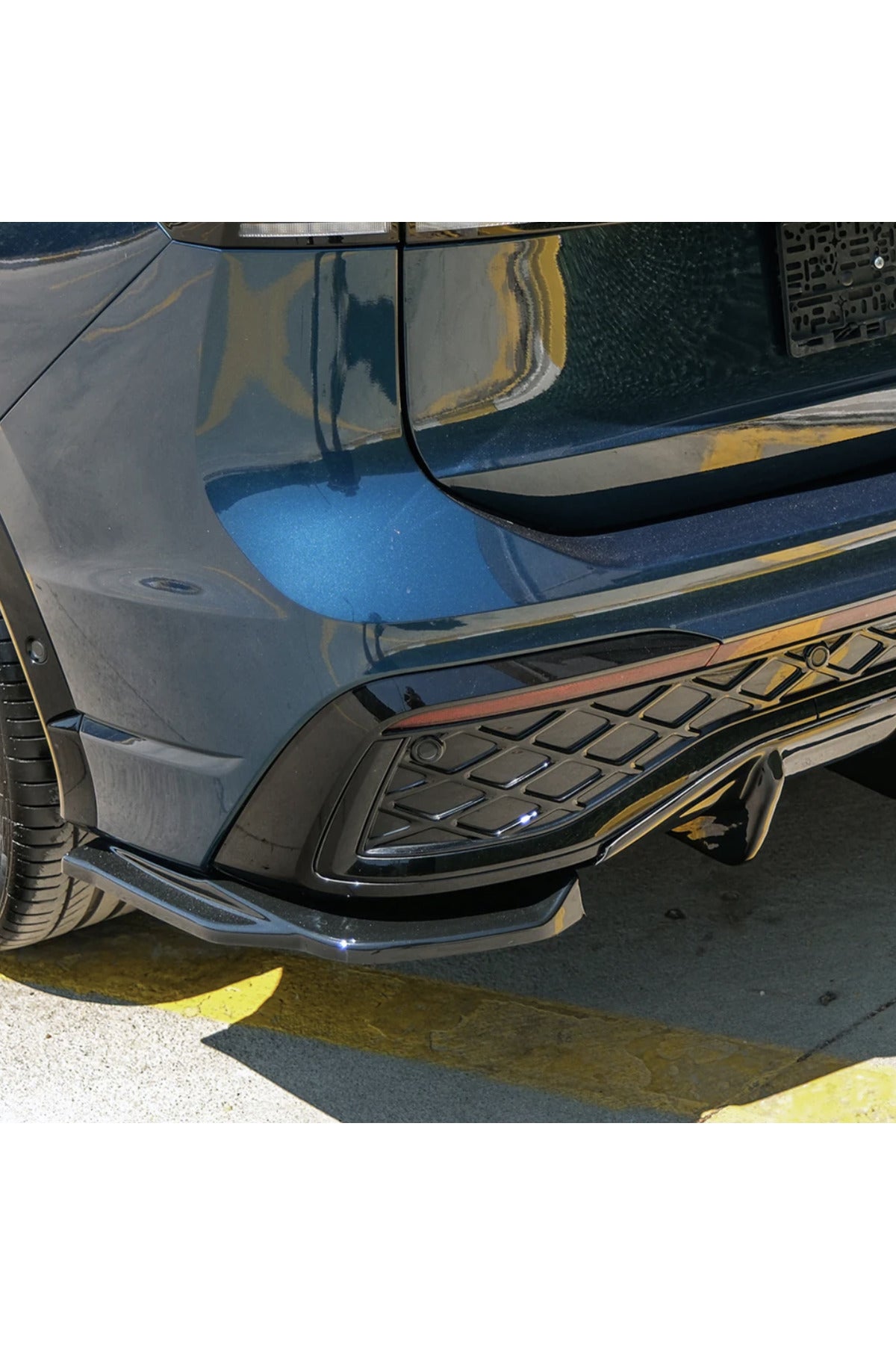 Volkswagen Tiguan 2024+ Arka Flap Seti | Sportif Tampon Eki & Premium Görünüm