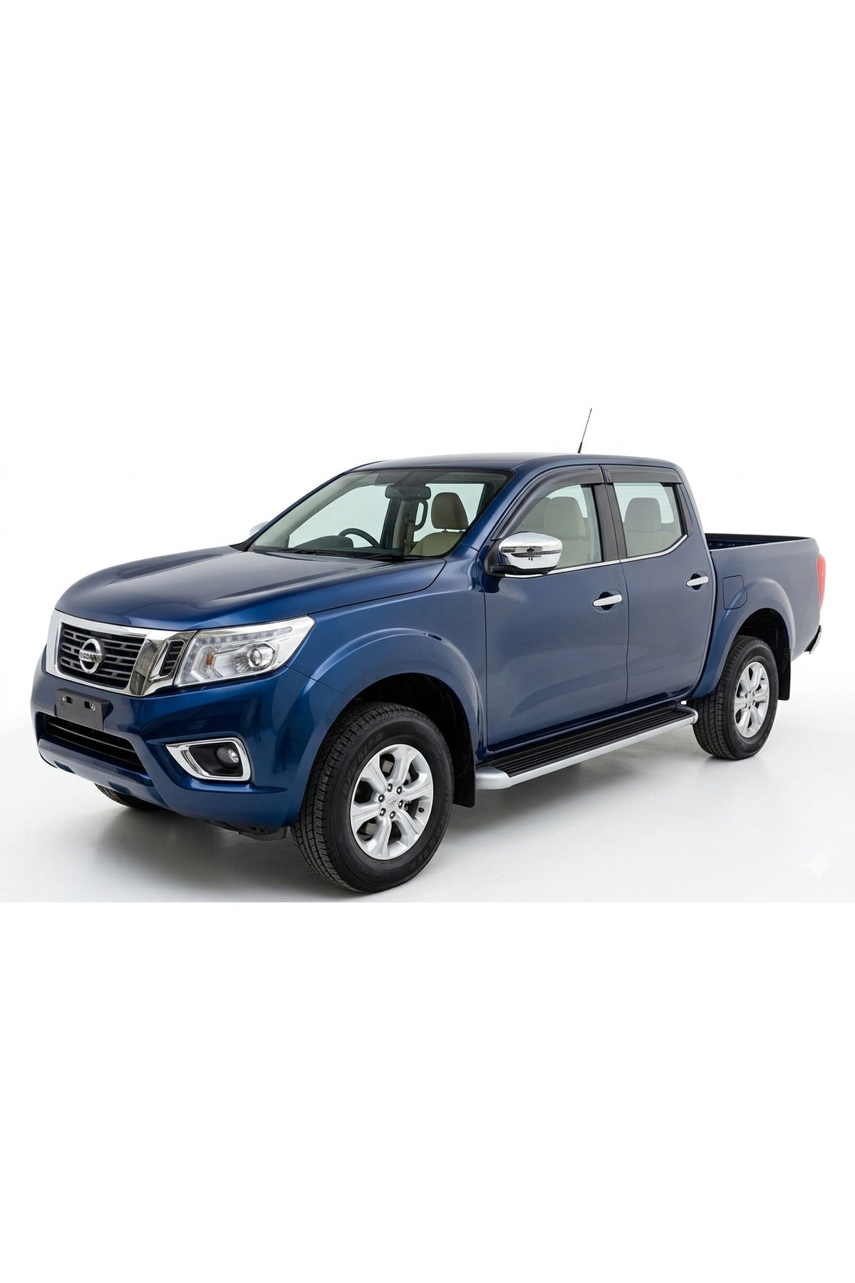 2016 Ve Üzeri̇ Ni̇ssan Navara Cam Rüzgarliği Enj İthal Ürün